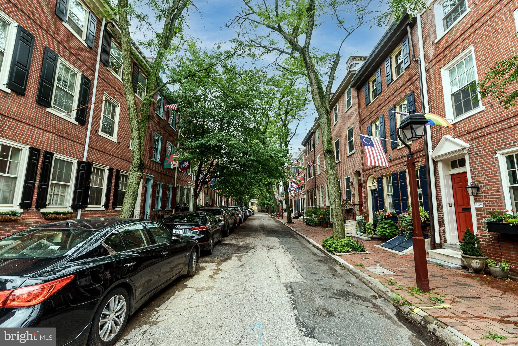 SOCIETY HILL - Residential