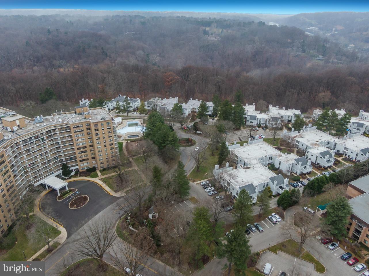 OAK HILL ESTATES - Residential Lease