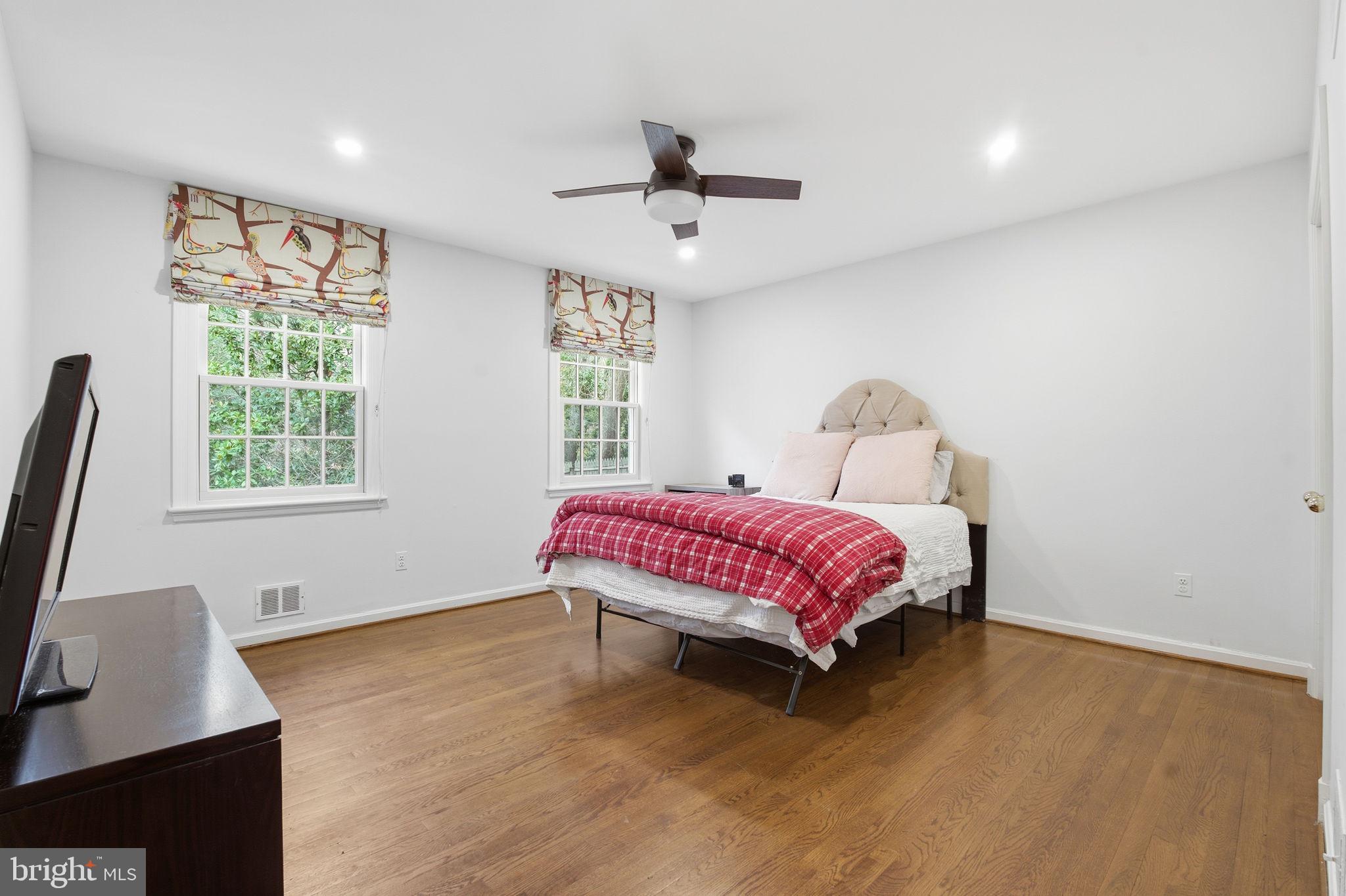 SUMNER - Residential