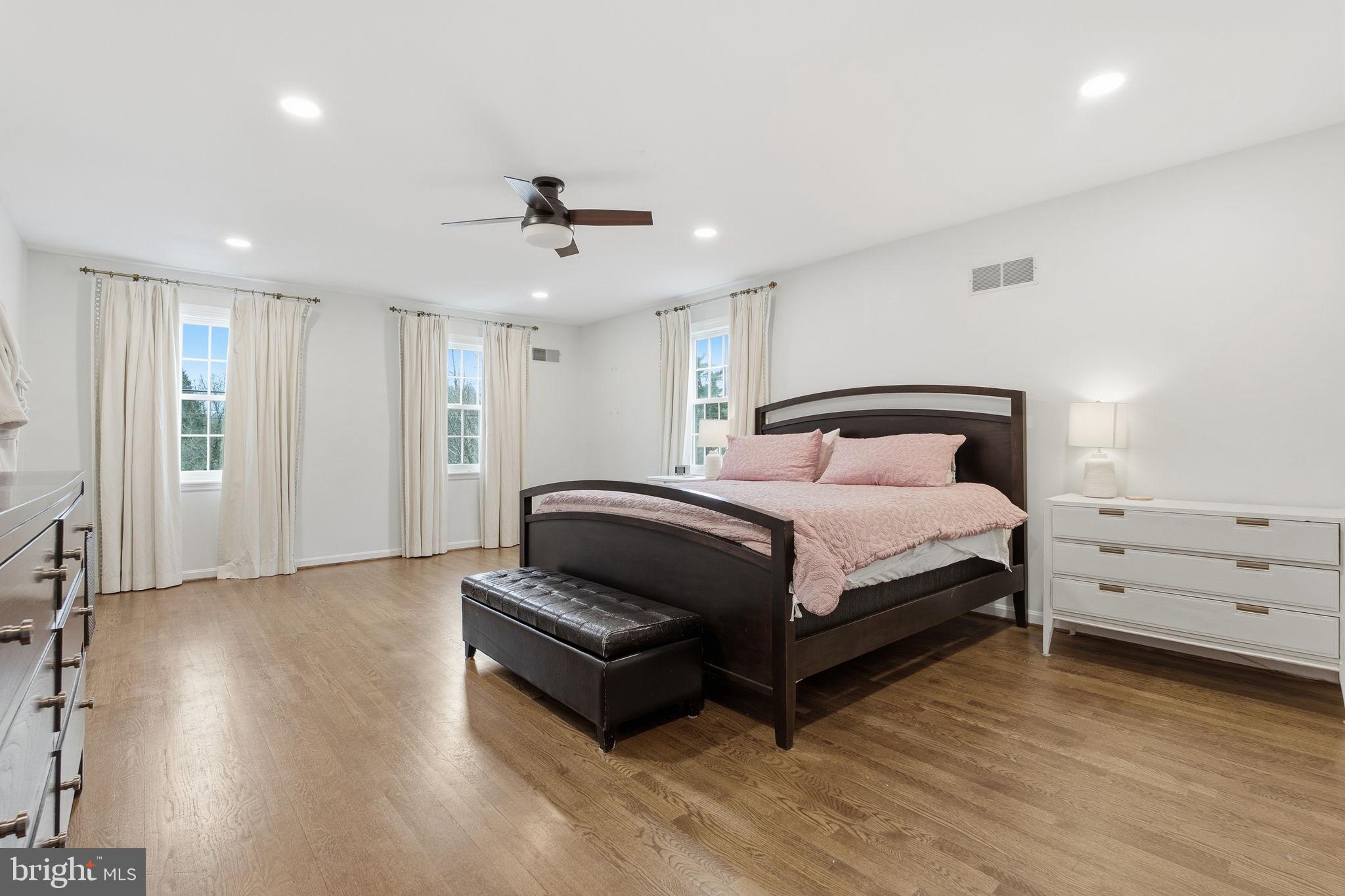 SUMNER - Residential