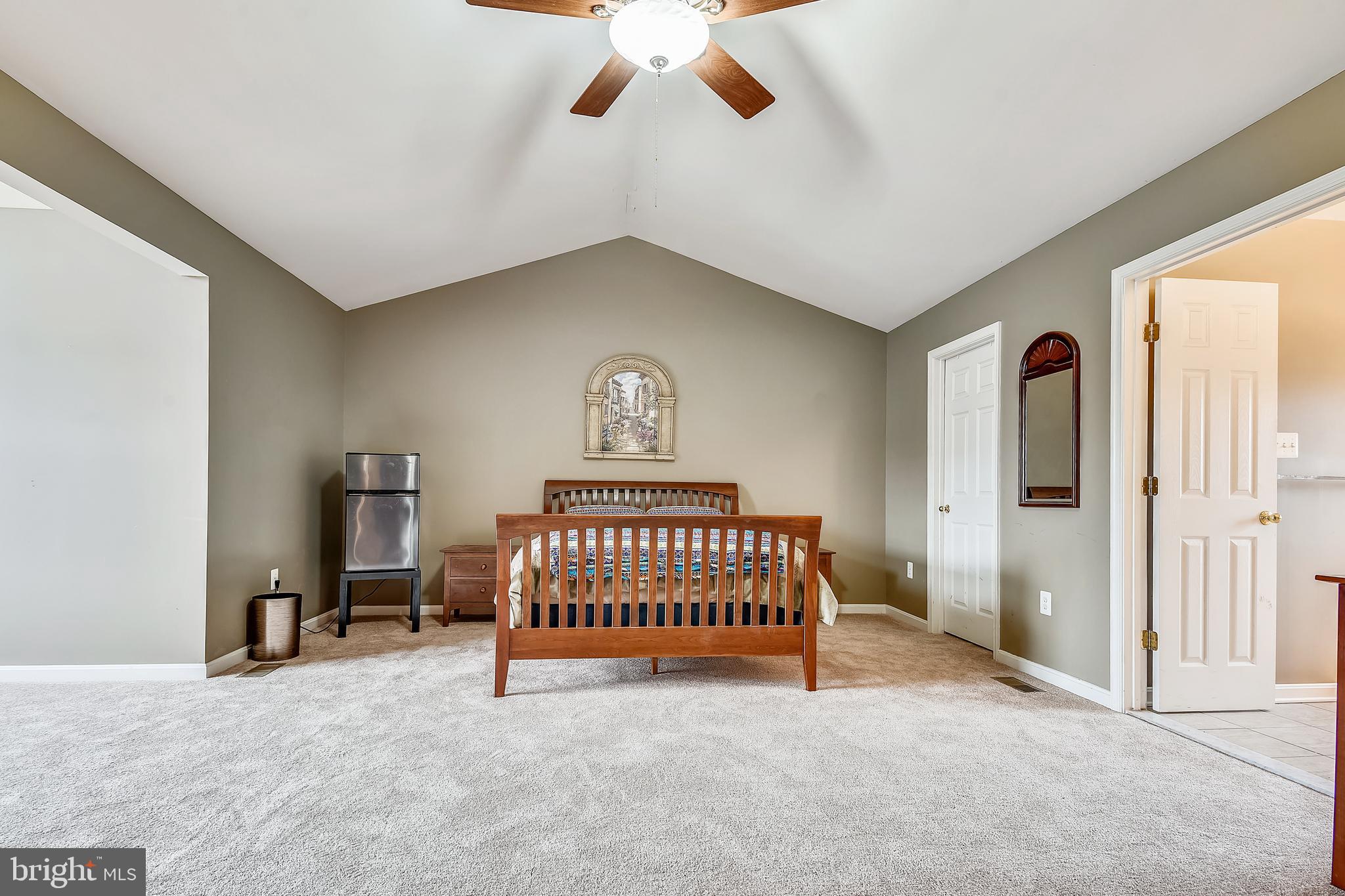 GREEN HILL MANOR - Residential