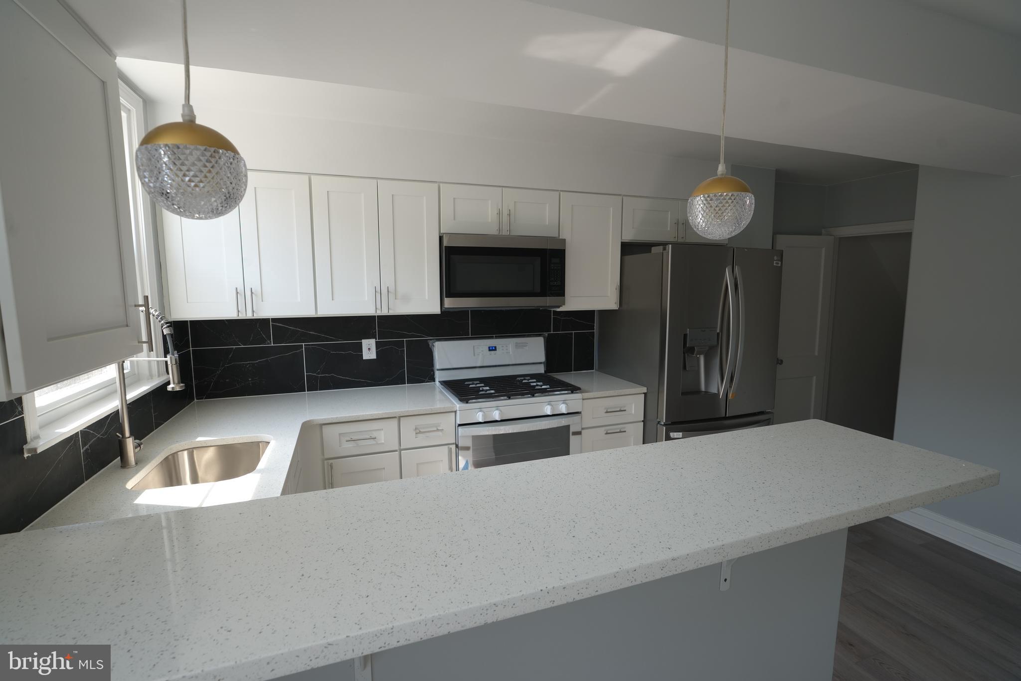 HOLMESBURG - Residential