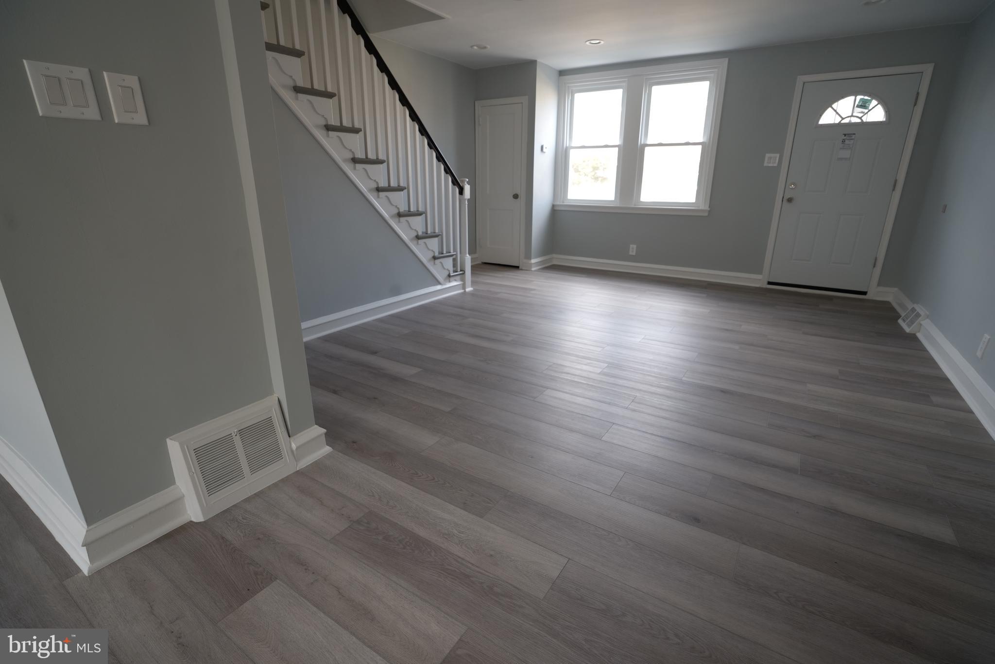 HOLMESBURG - Residential