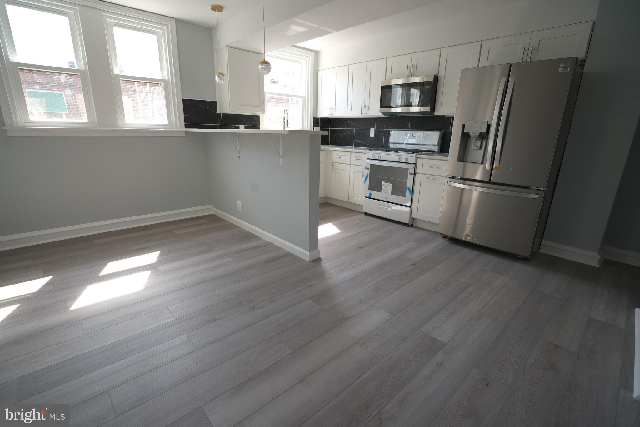 HOLMESBURG - Residential