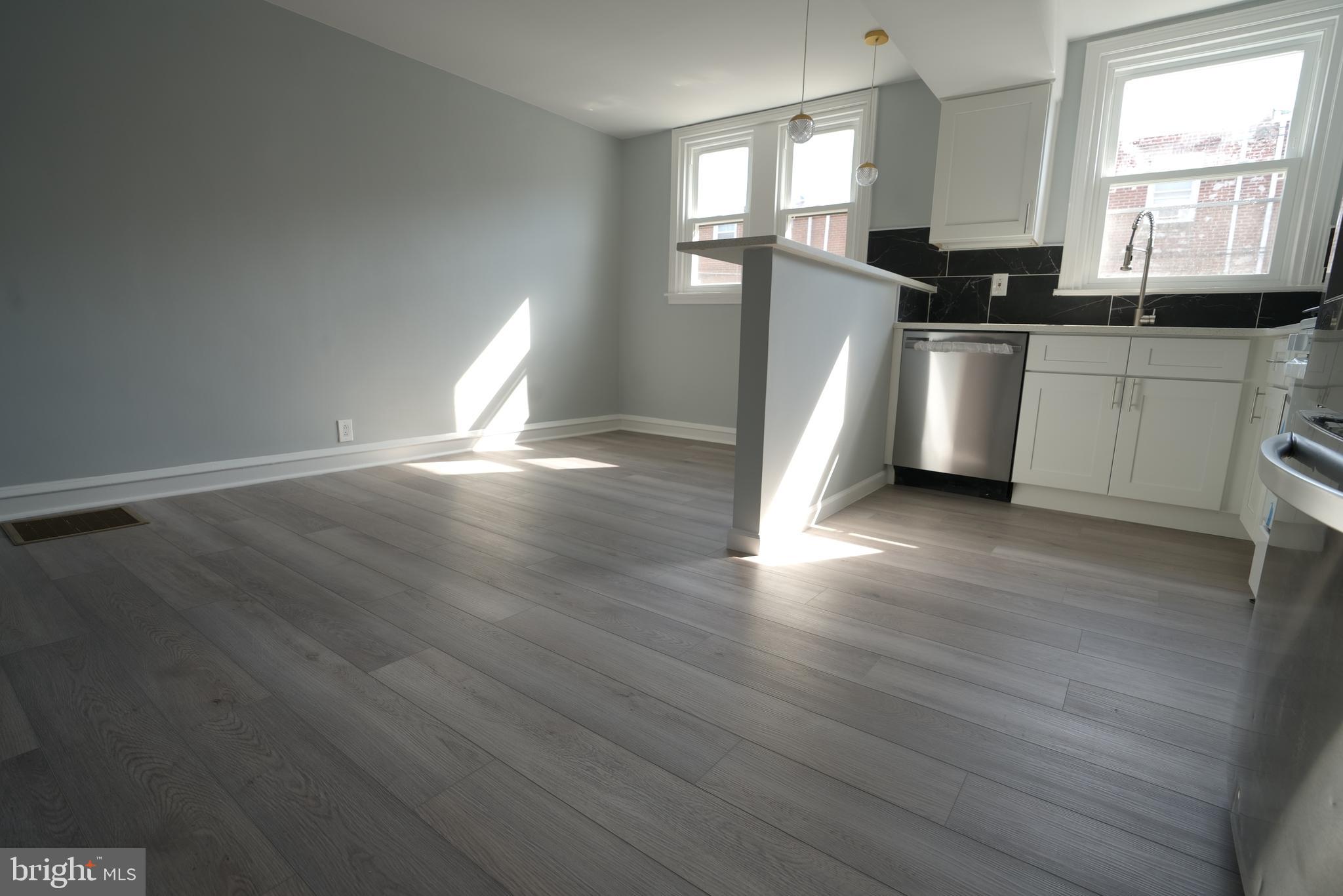 HOLMESBURG - Residential