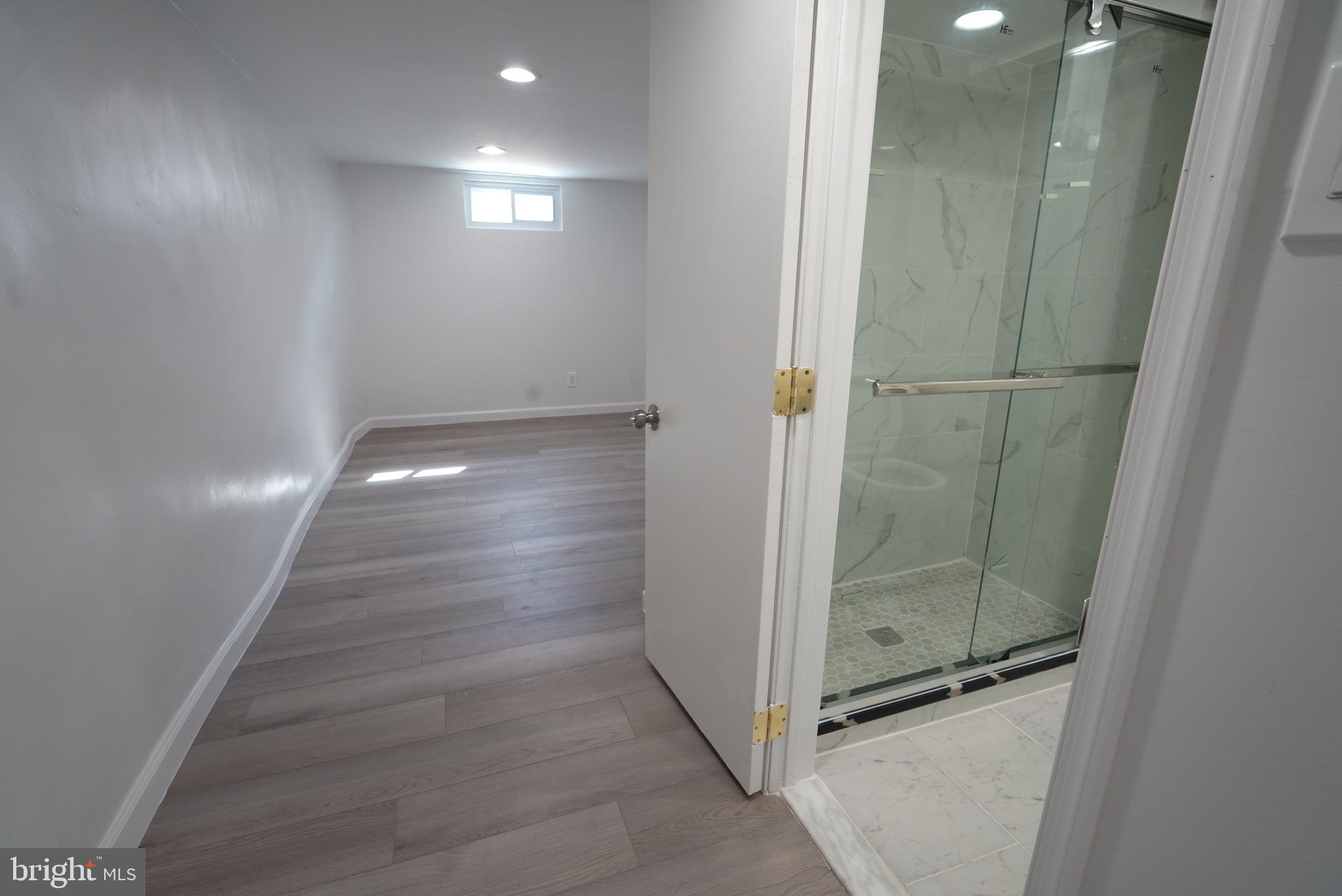 HOLMESBURG - Residential