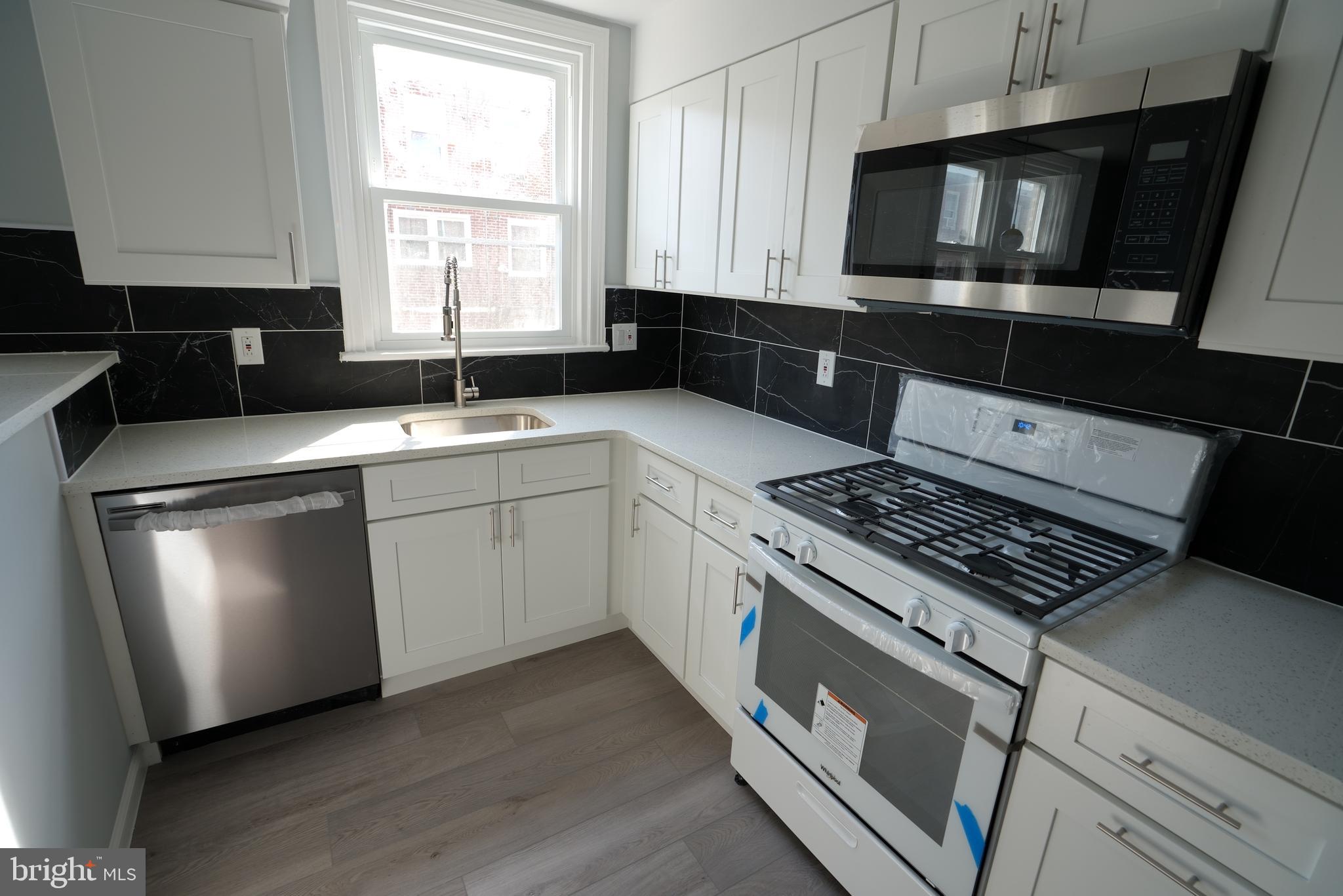 HOLMESBURG - Residential