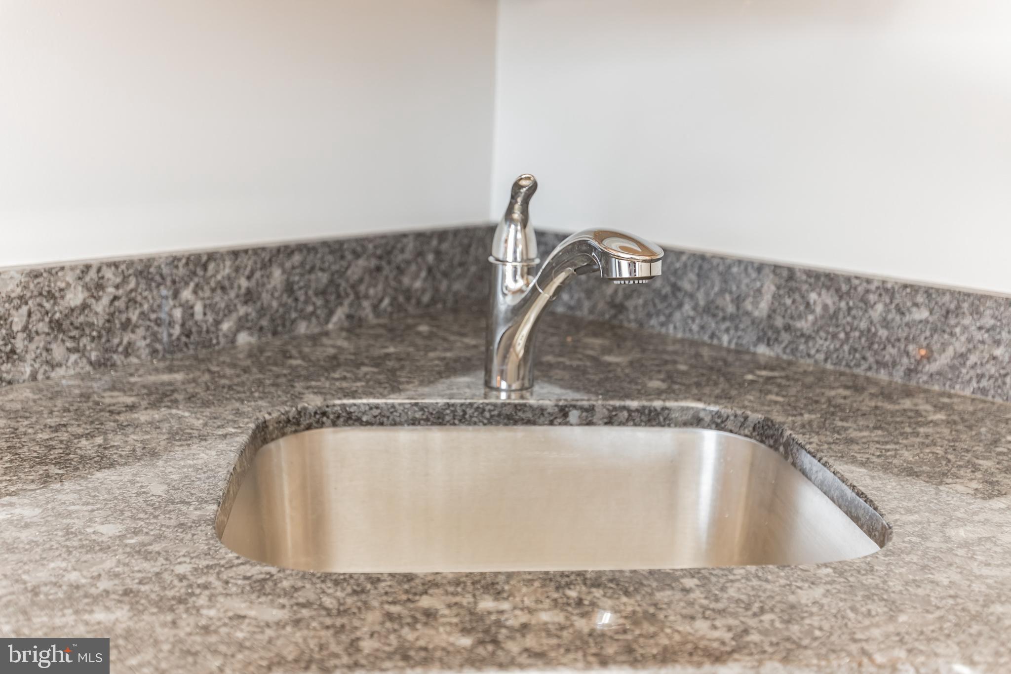 COLONIAL VILLAGE - Residential Lease