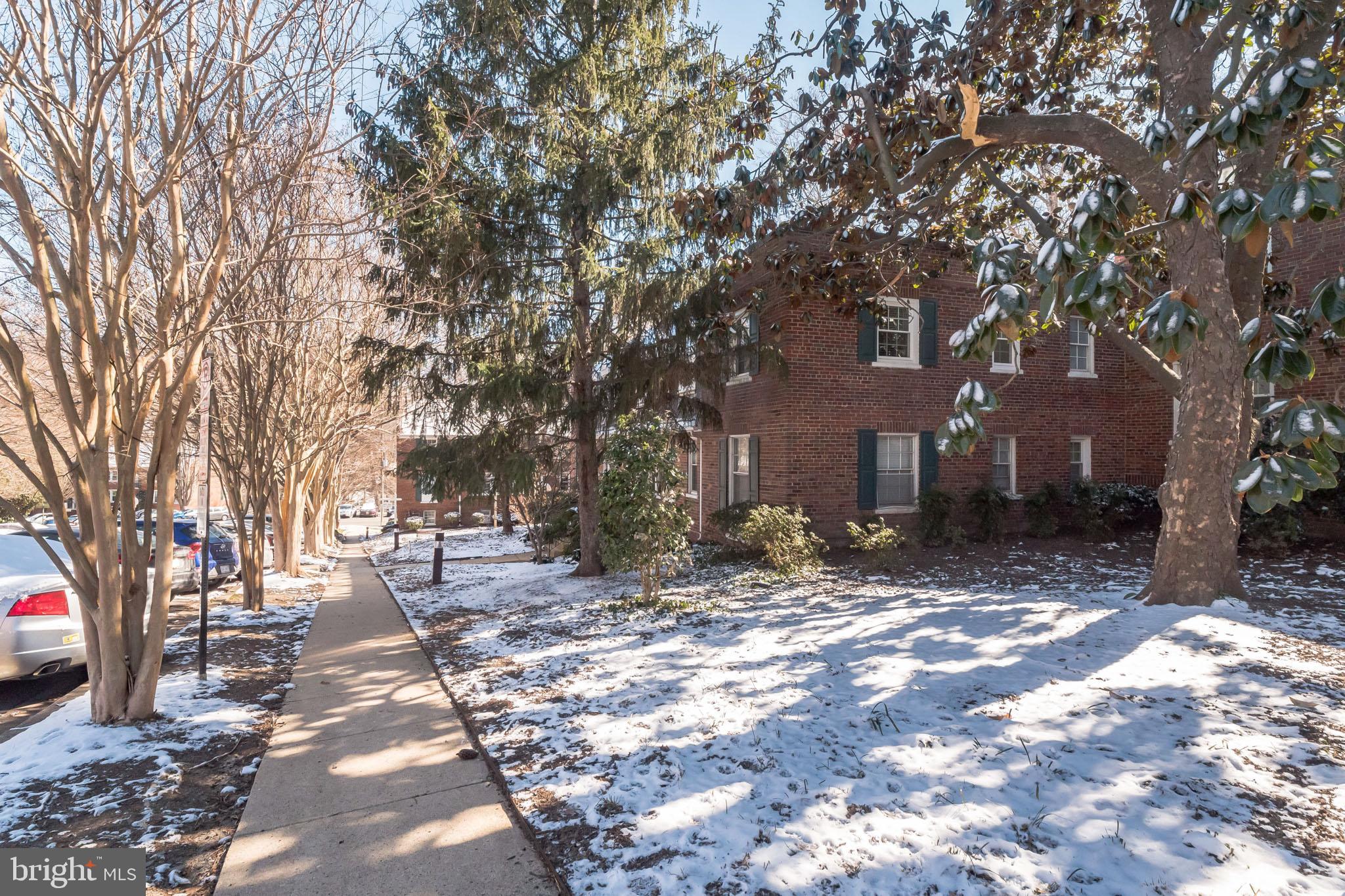 COLONIAL VILLAGE - Residential Lease