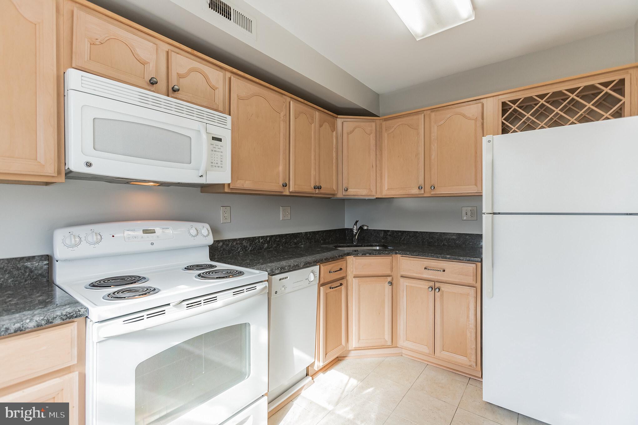 COLONIAL VILLAGE - Residential Lease