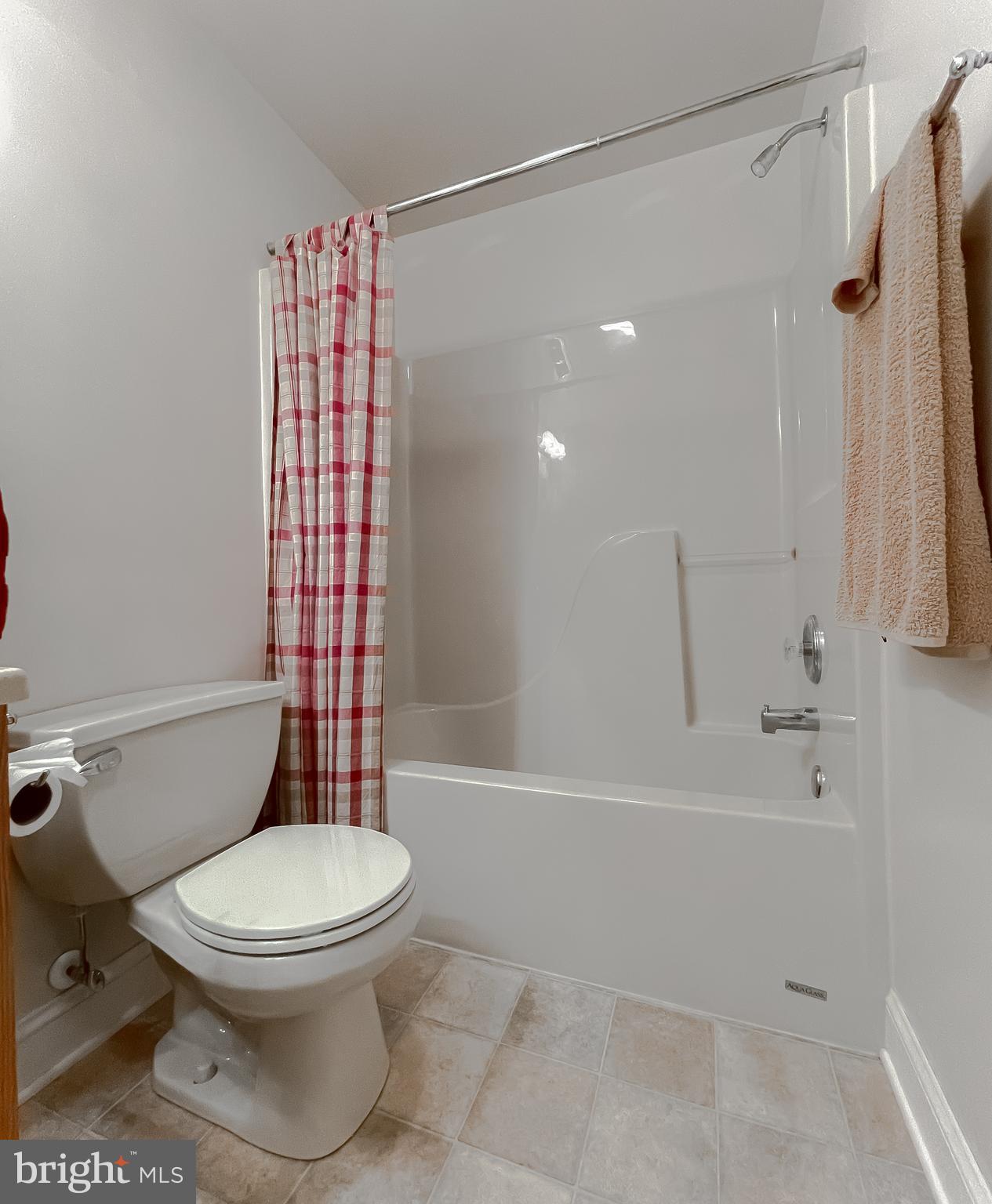 KINGSTON ESTATES - Residential