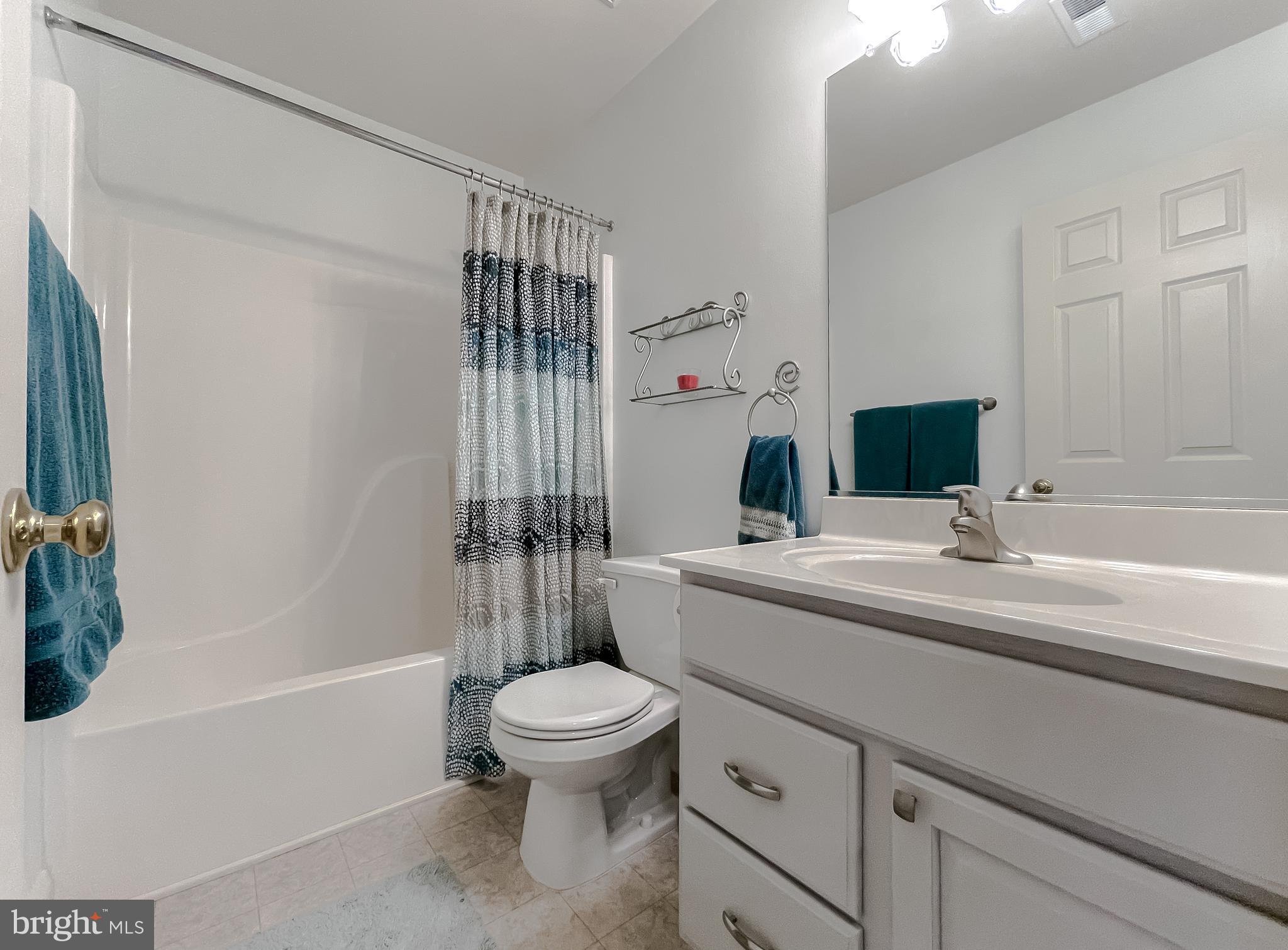 KINGSTON ESTATES - Residential