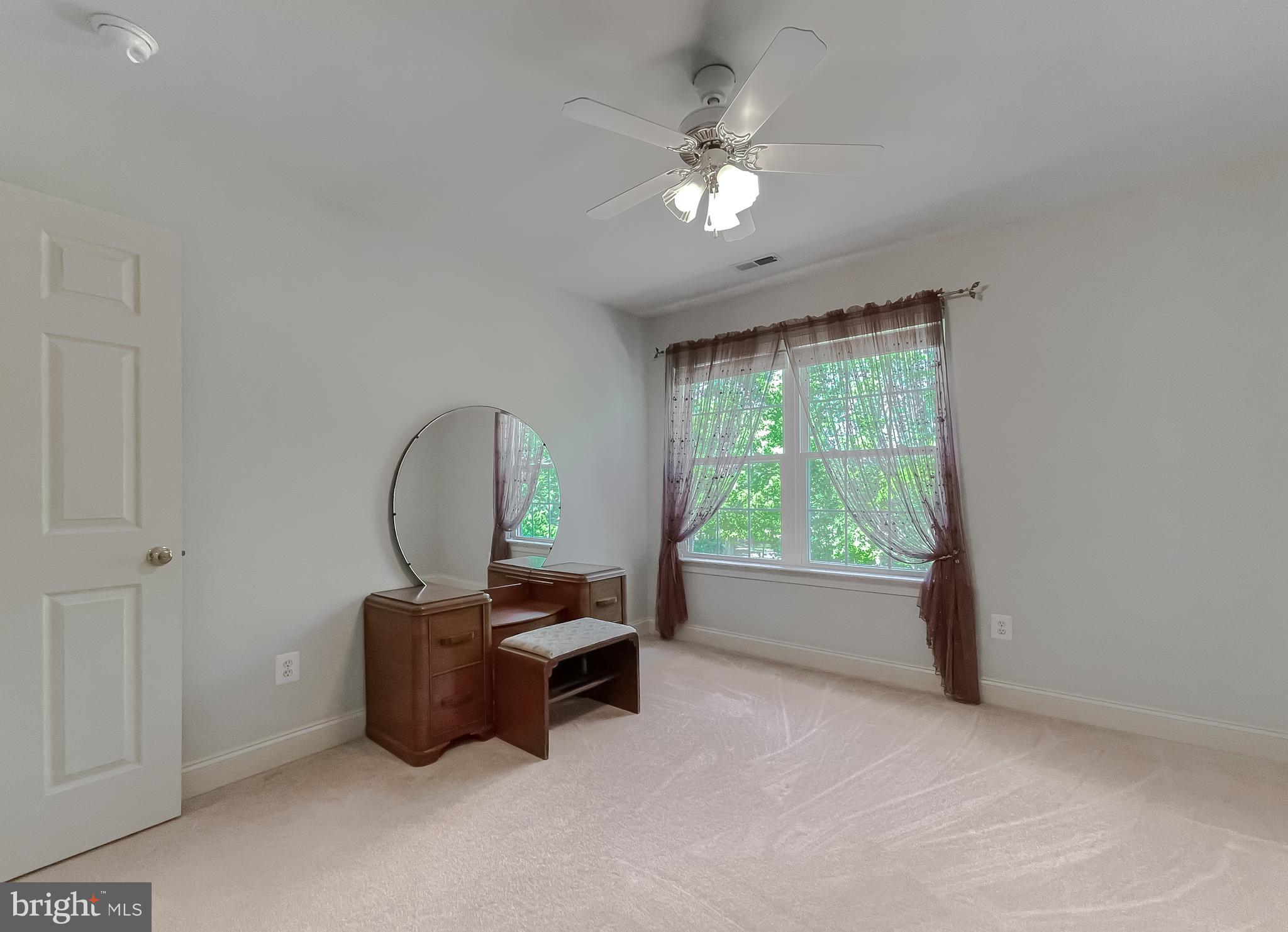 KINGSTON ESTATES - Residential