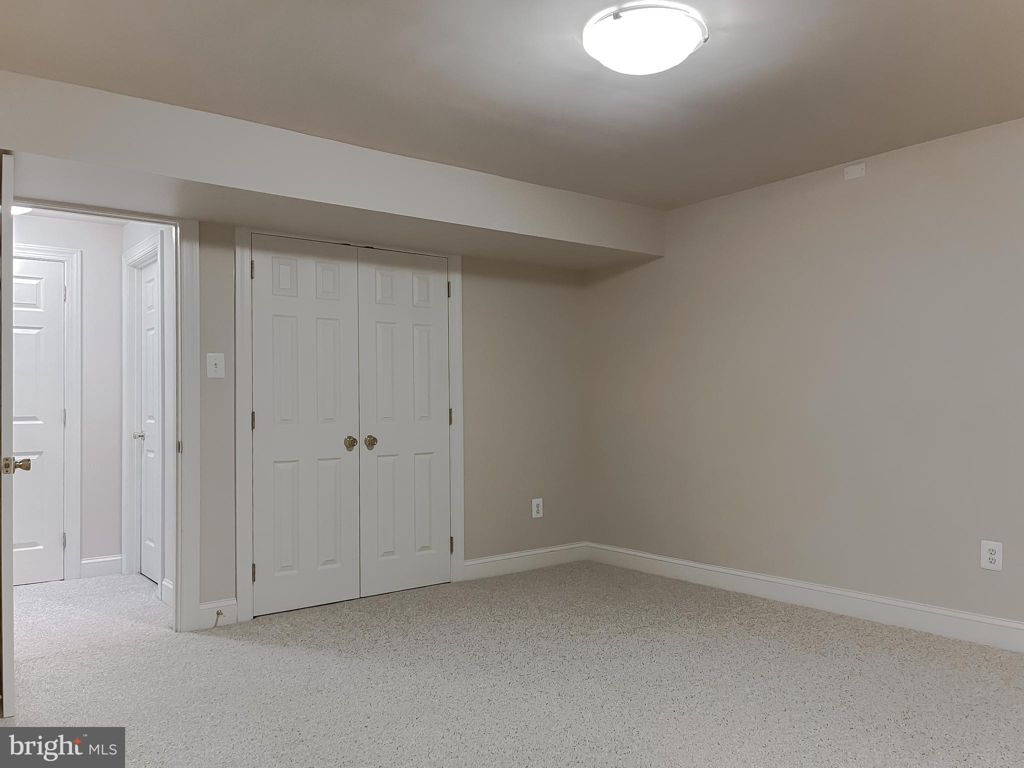 KINGSTON ESTATES - Residential