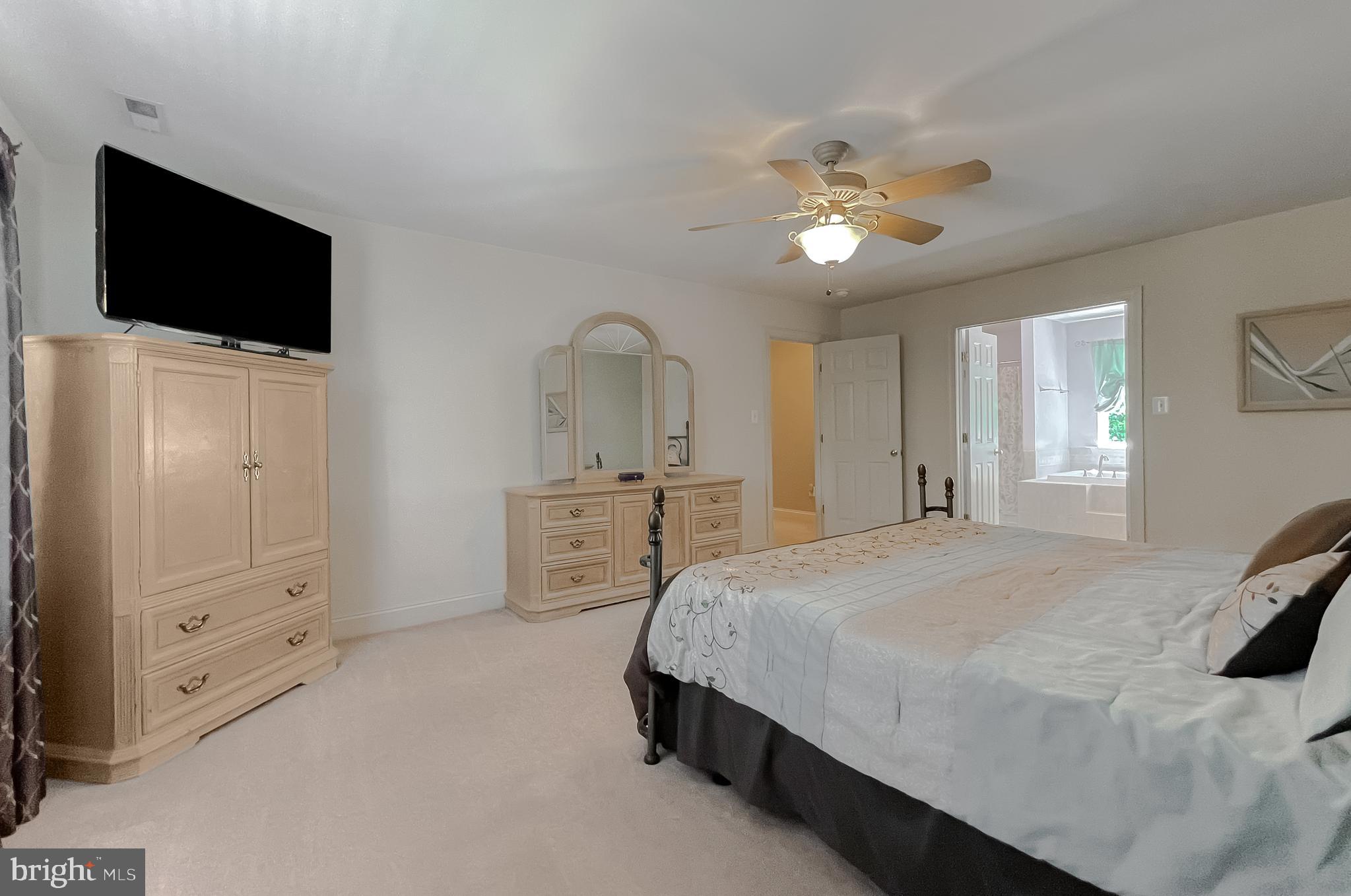 KINGSTON ESTATES - Residential