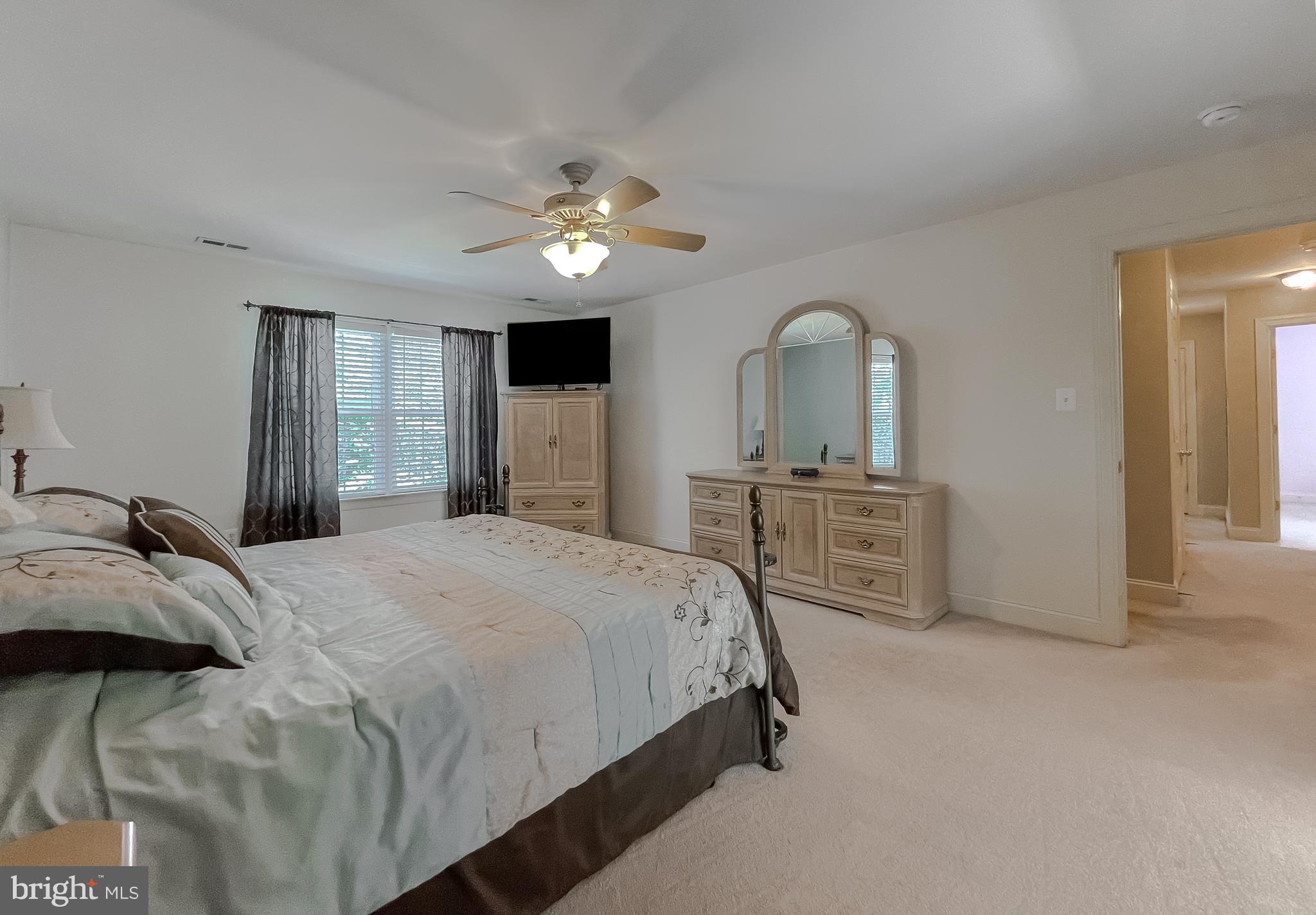 KINGSTON ESTATES - Residential