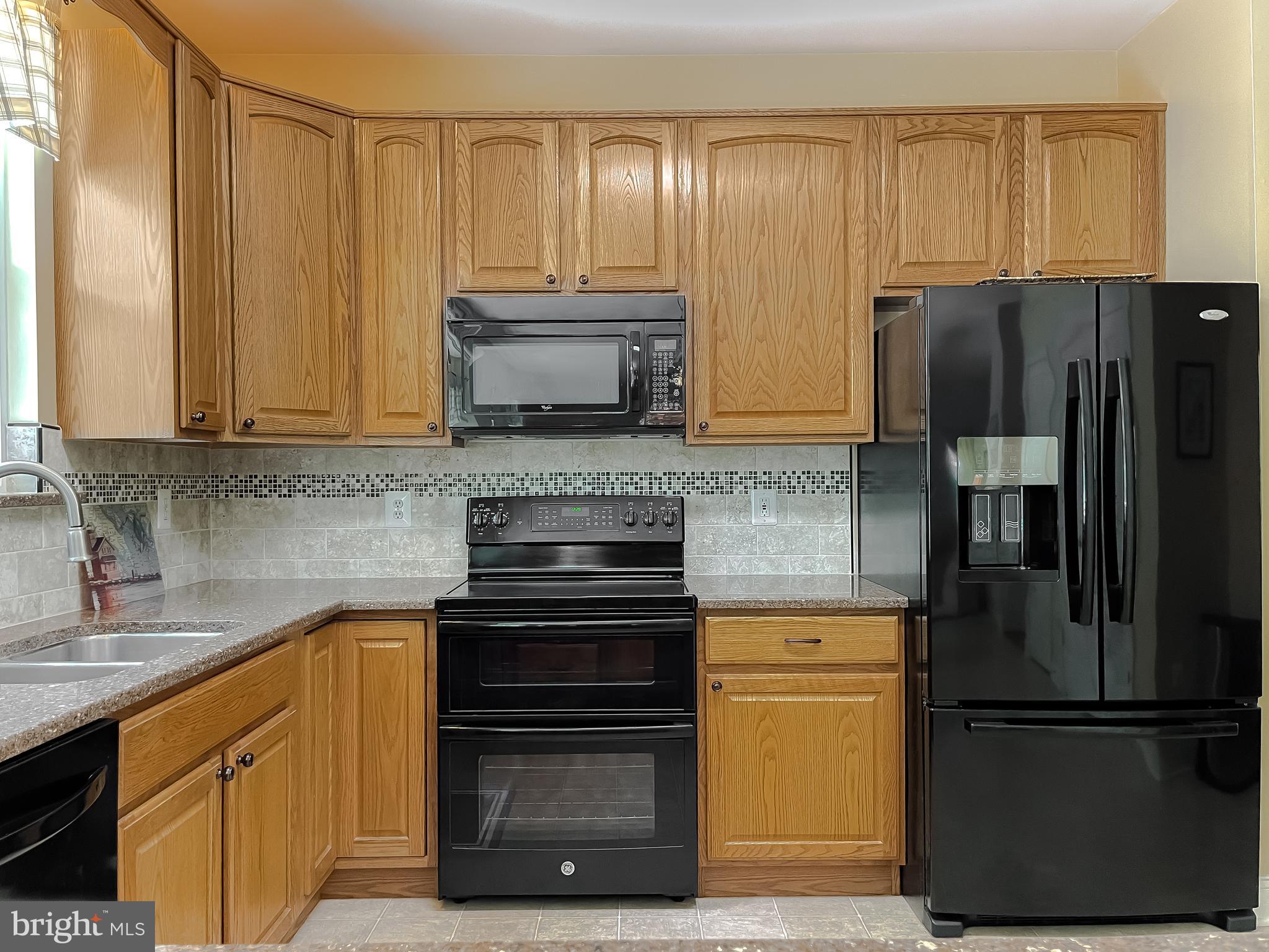 KINGSTON ESTATES - Residential