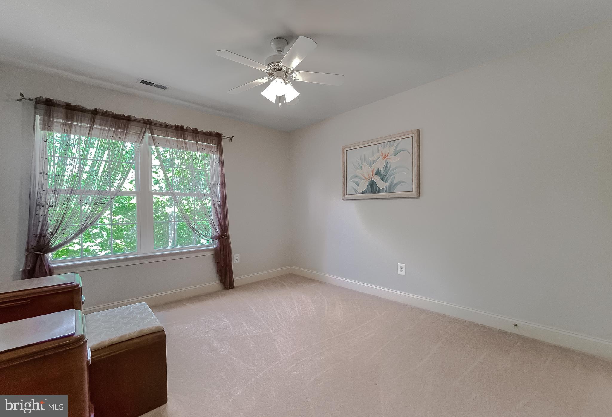 KINGSTON ESTATES - Residential