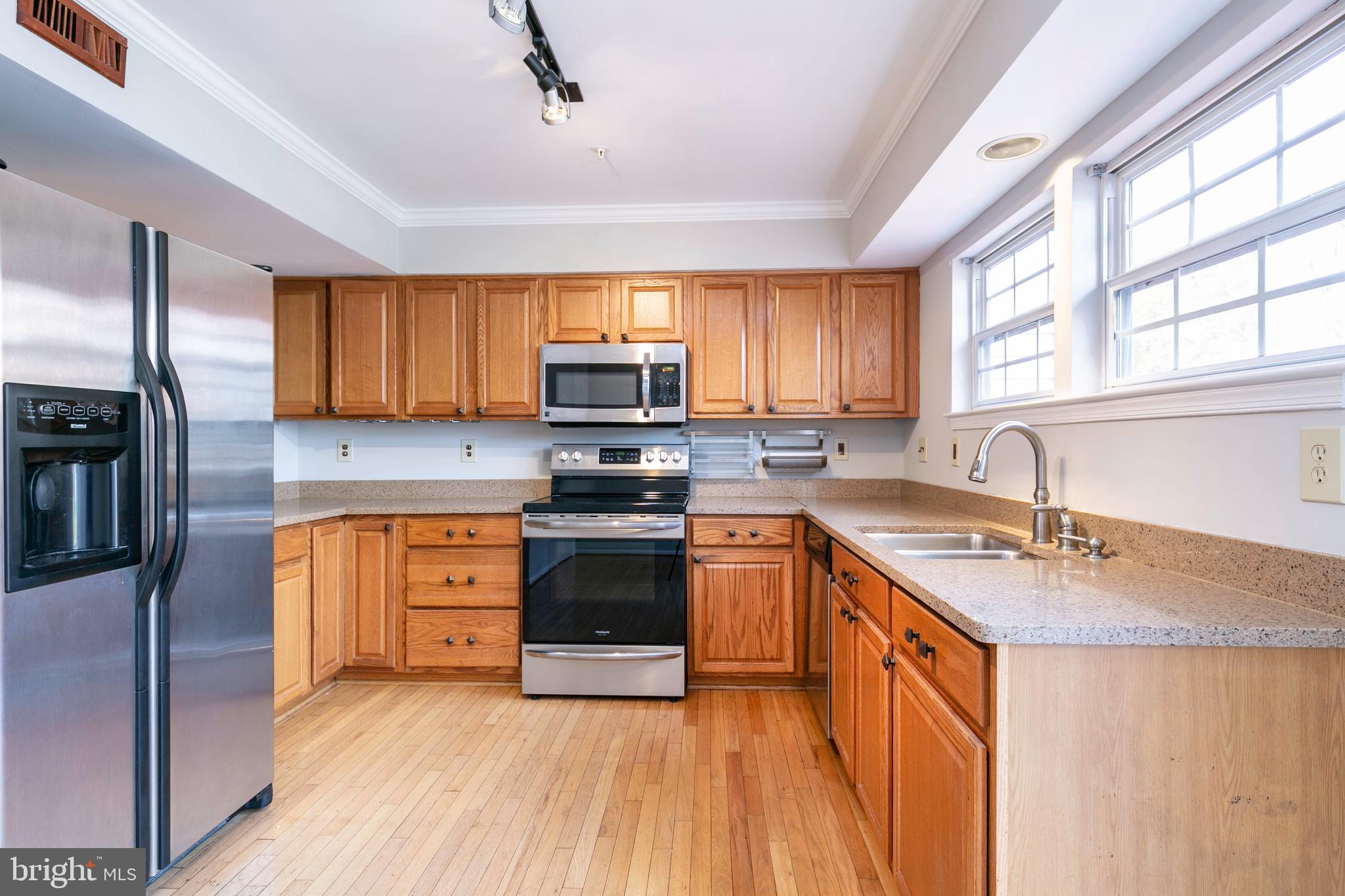 STONEY BEACH - Residential Lease