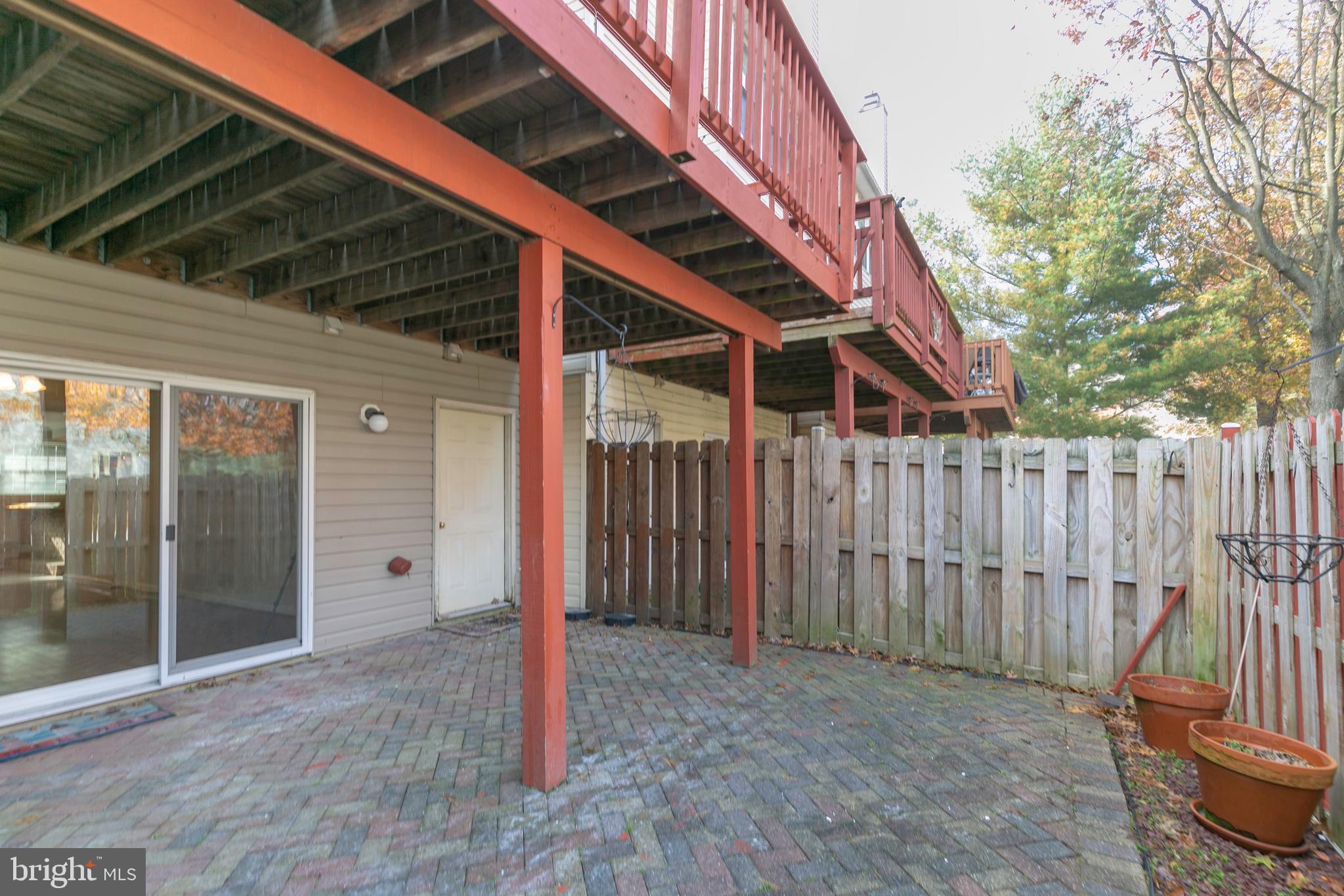 STONEY BEACH - Residential Lease