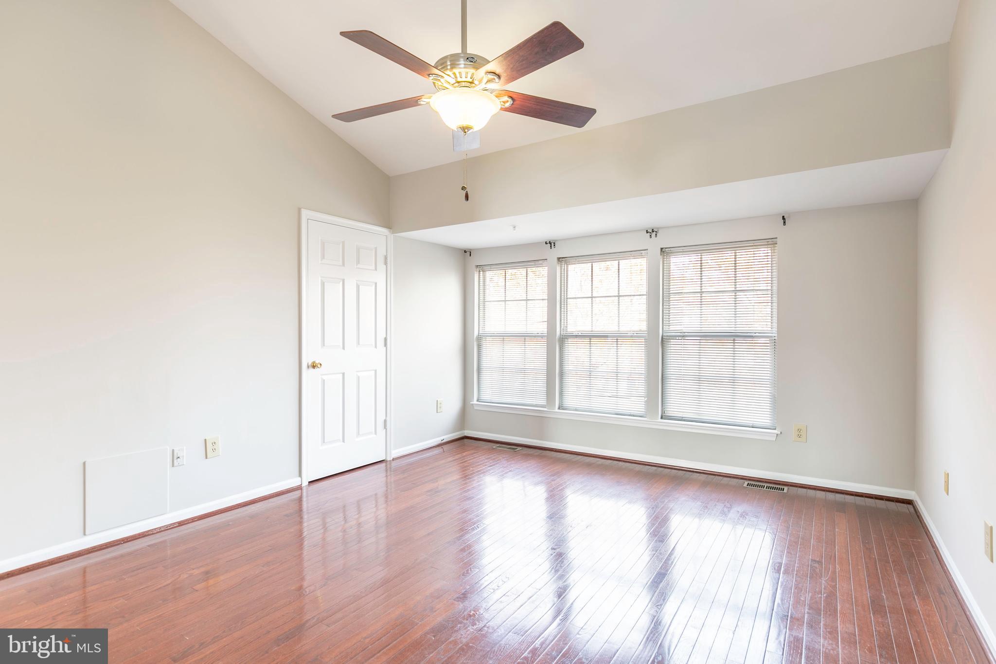 STONEY BEACH - Residential Lease