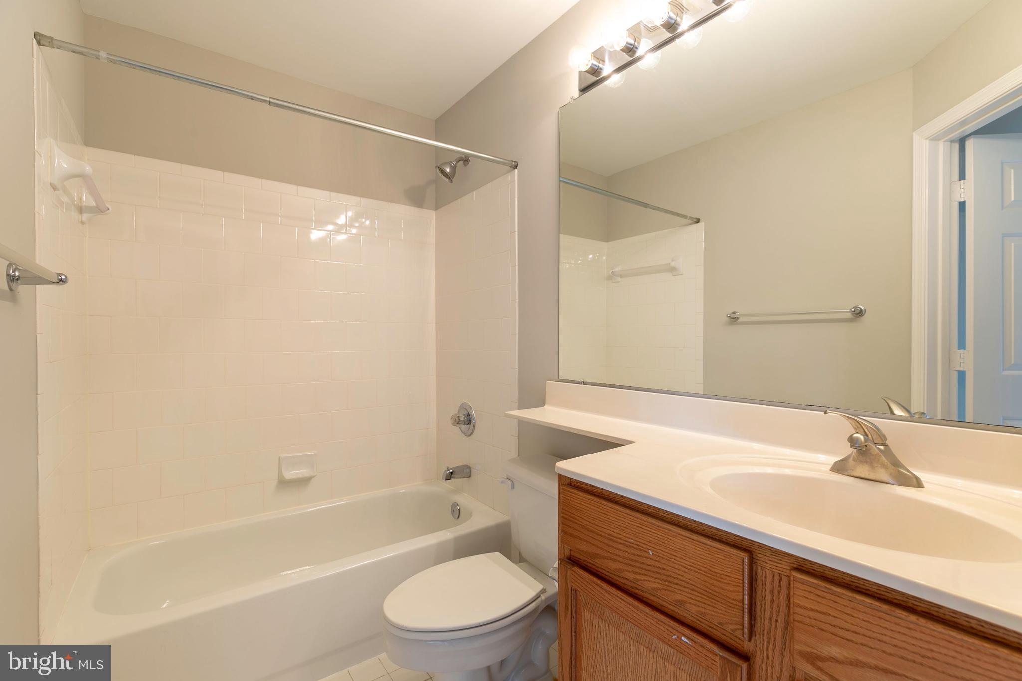 STONEY BEACH - Residential Lease