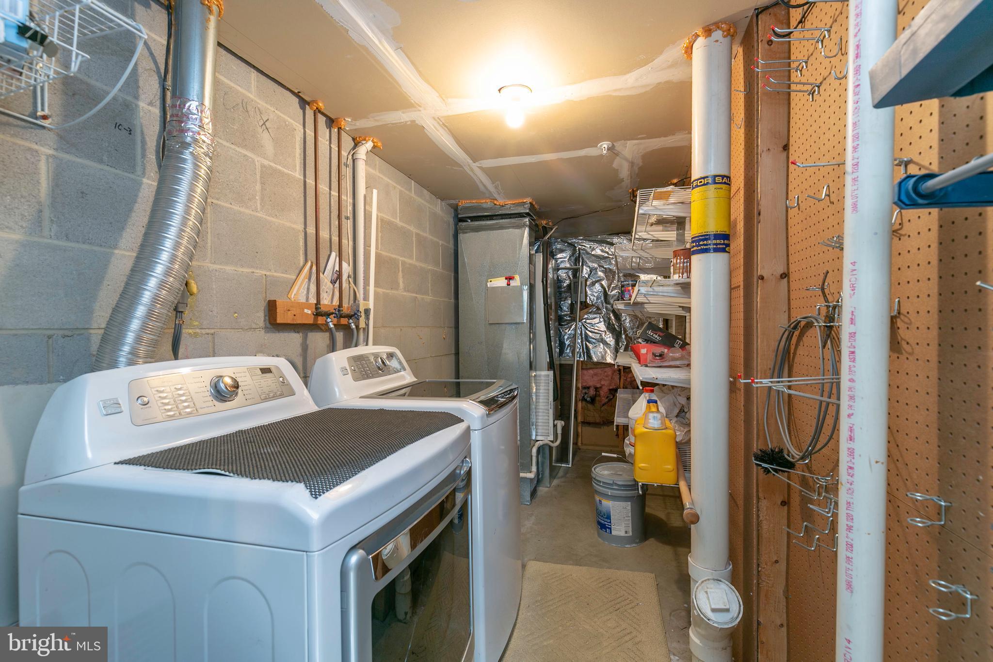STONEY BEACH - Residential Lease