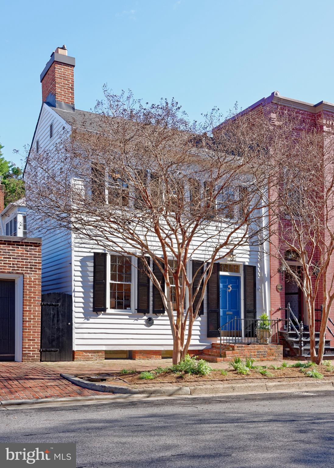 OLD TOWN ALEXANDRIA - Residential