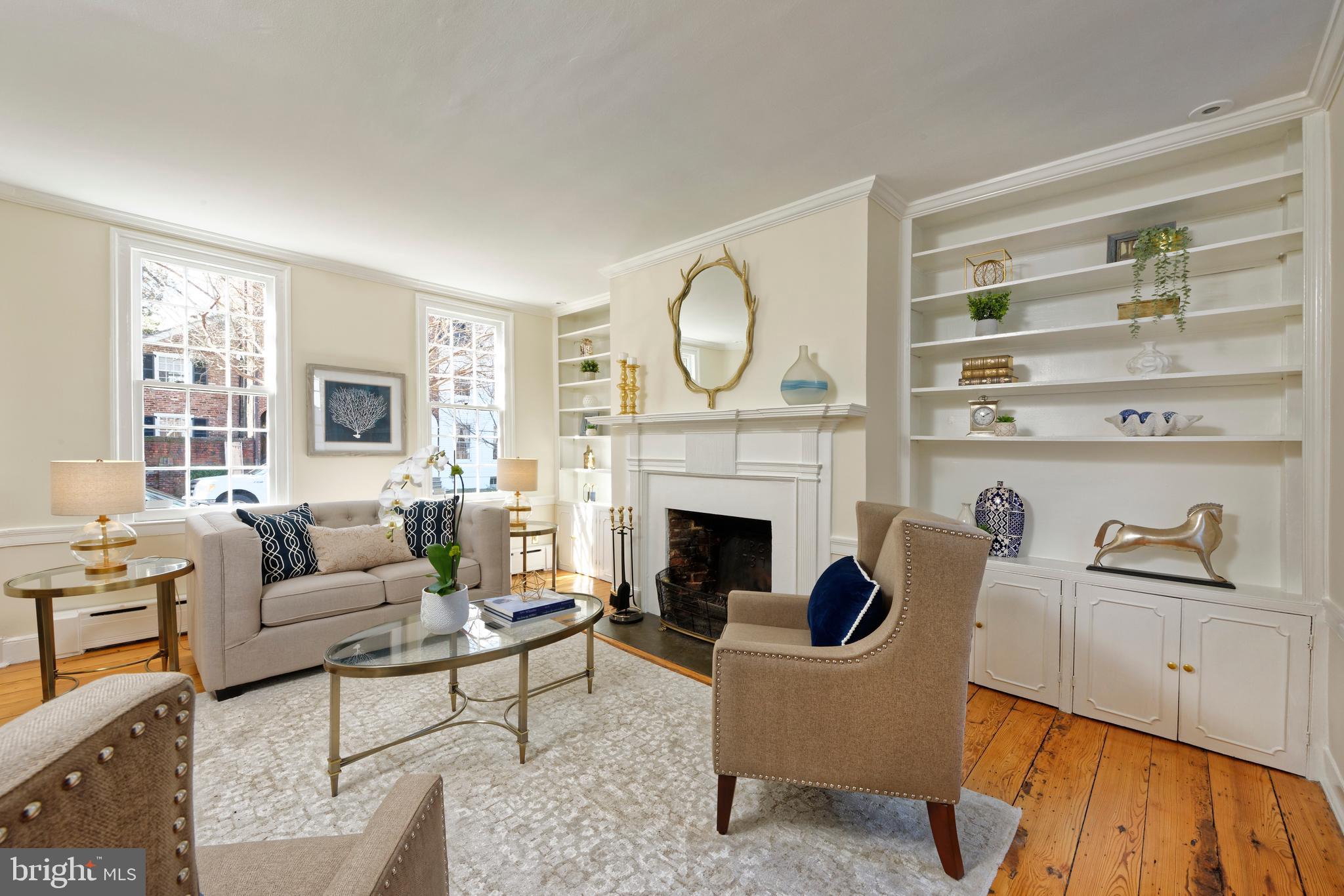 OLD TOWN ALEXANDRIA - Residential