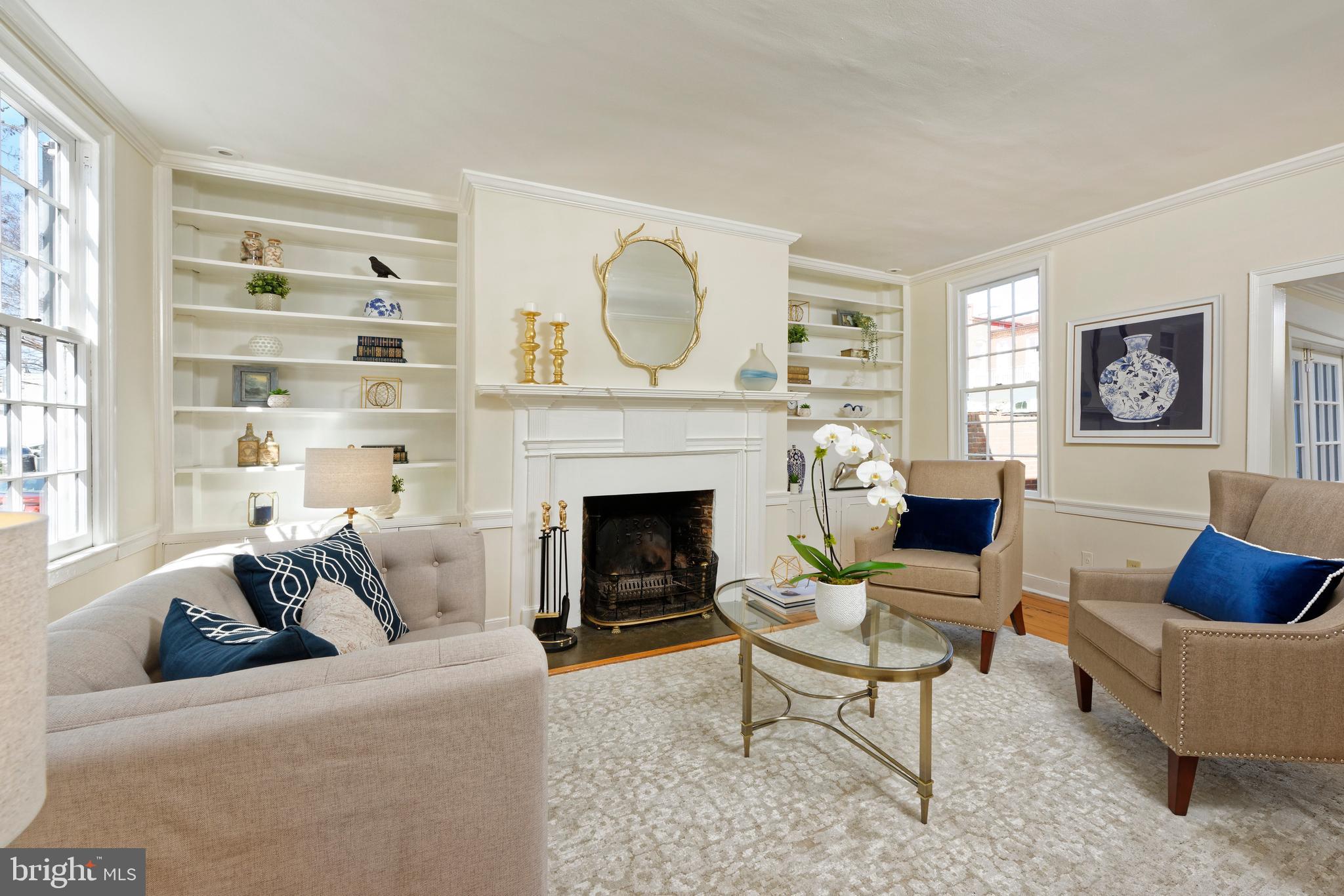 OLD TOWN ALEXANDRIA - Residential