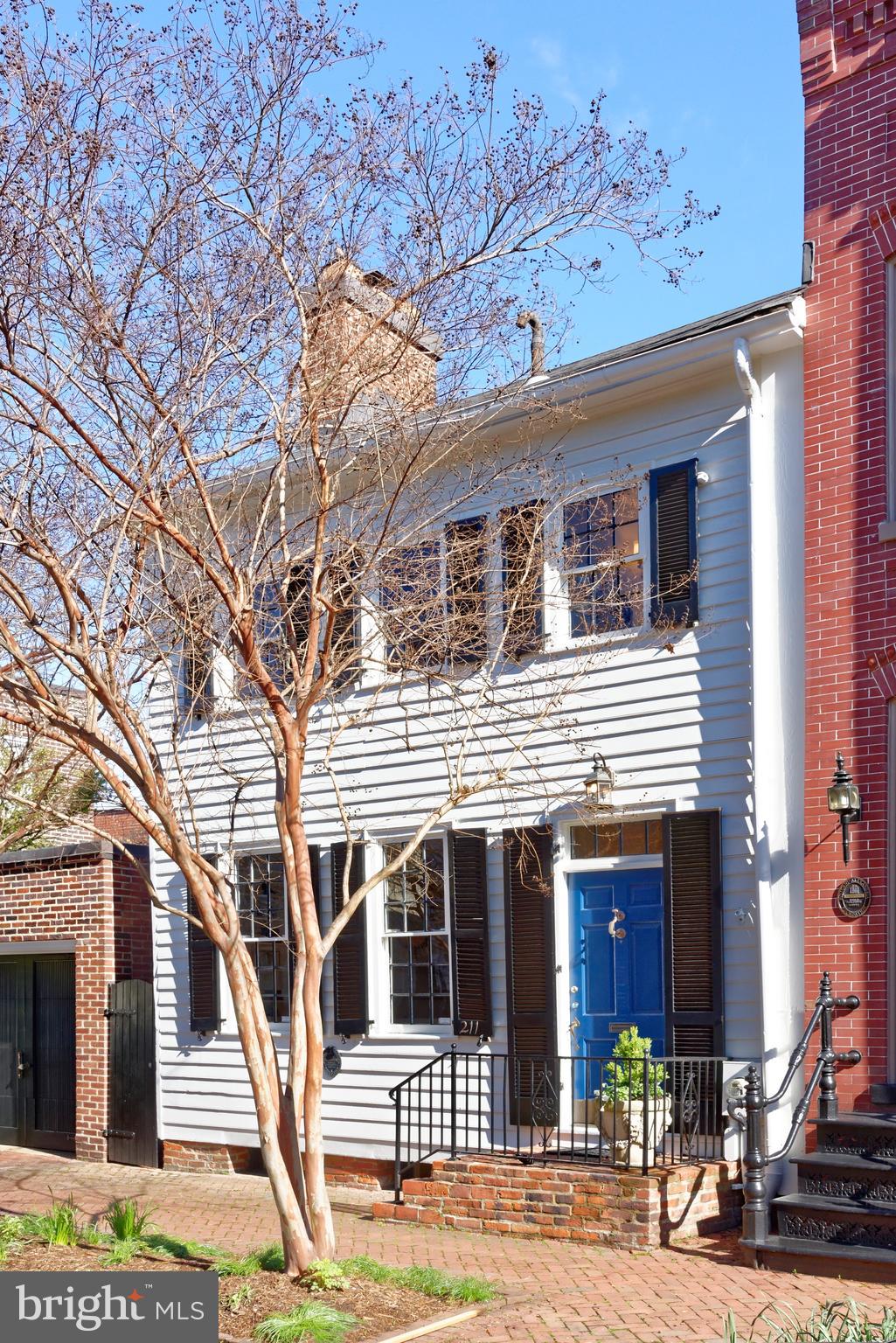 OLD TOWN ALEXANDRIA - Residential
