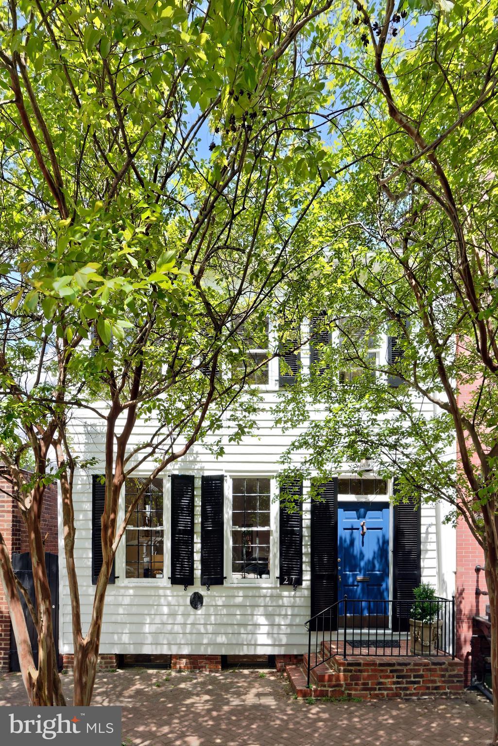 OLD TOWN ALEXANDRIA - Residential