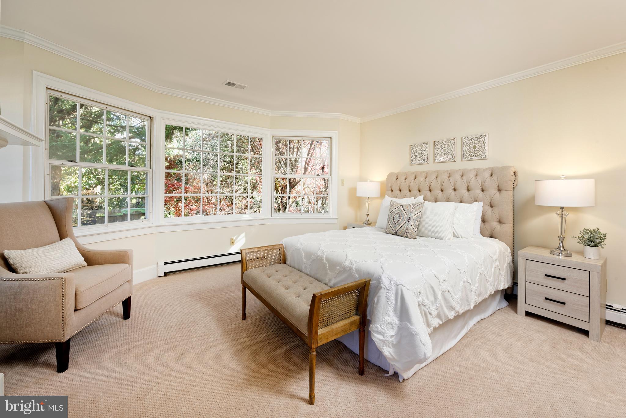 OLD TOWN ALEXANDRIA - Residential