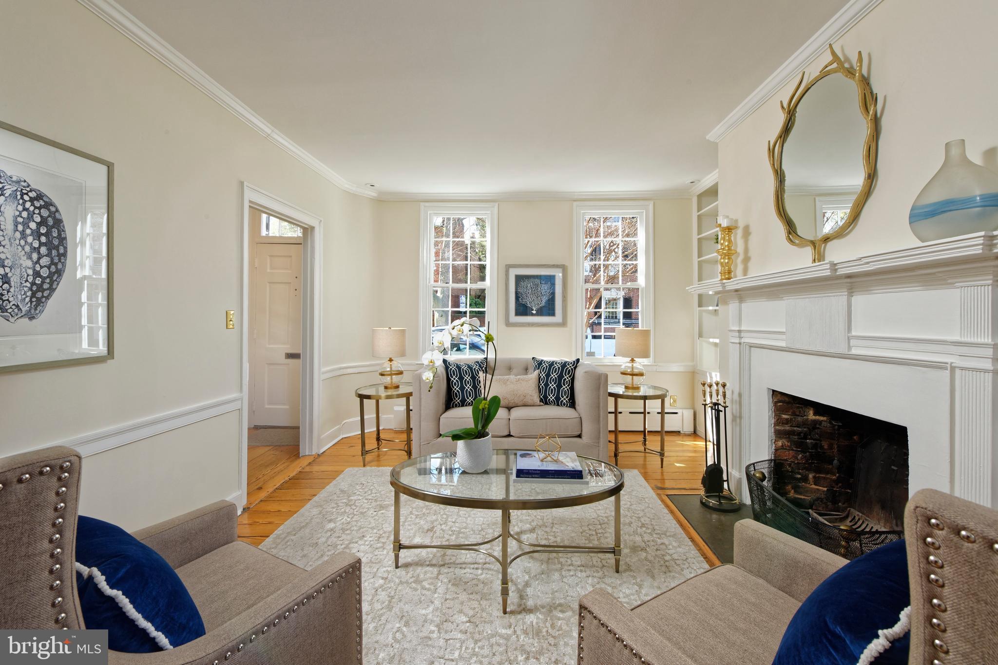 OLD TOWN ALEXANDRIA - Residential