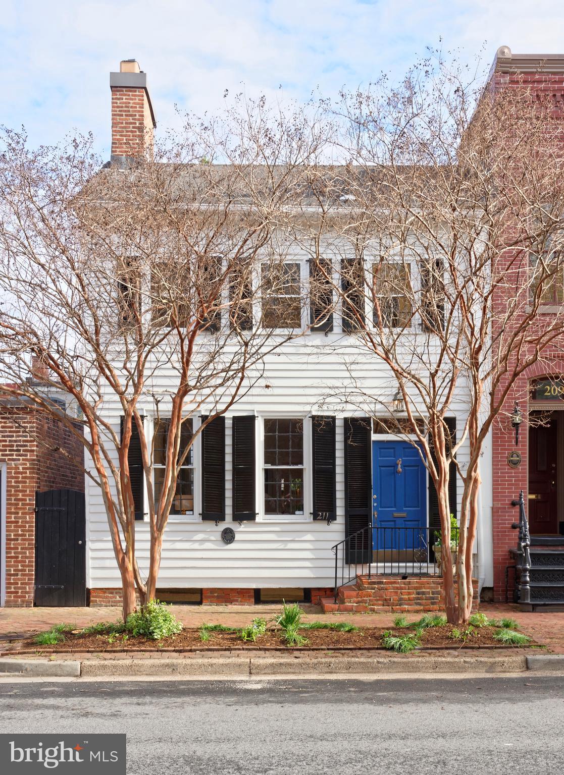OLD TOWN ALEXANDRIA - Residential