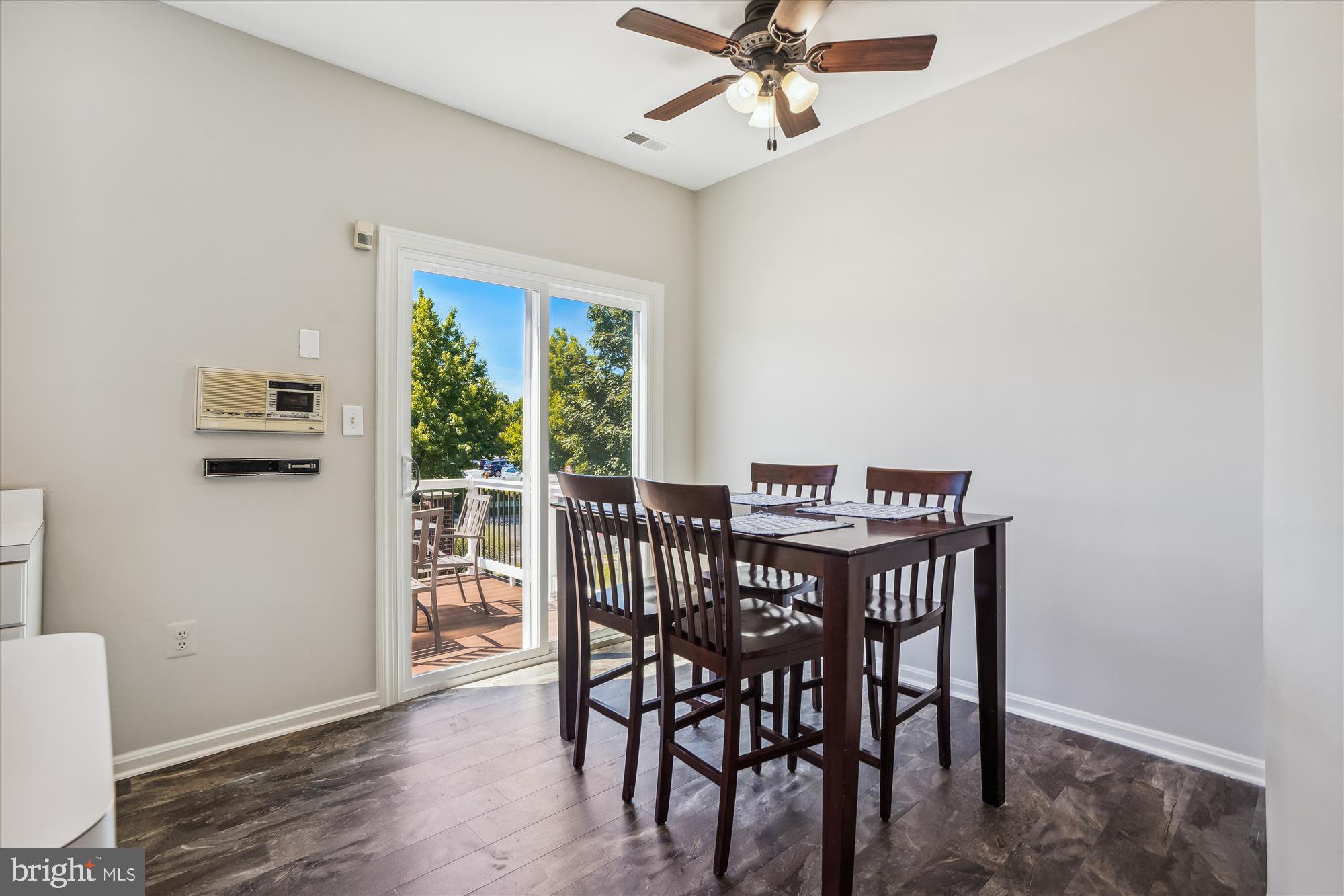 ELLICOTT PARK - Residential