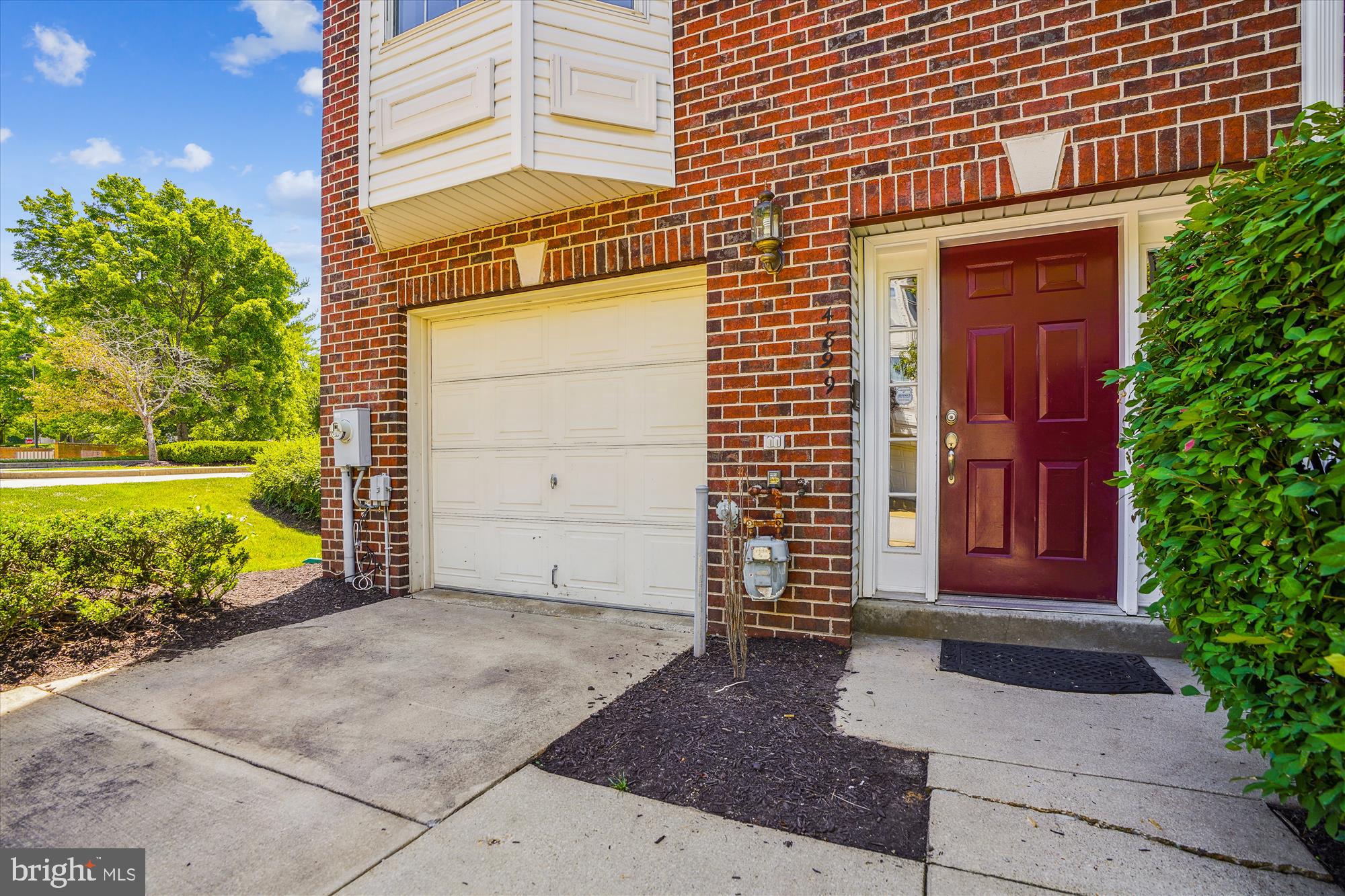 ELLICOTT PARK - Residential