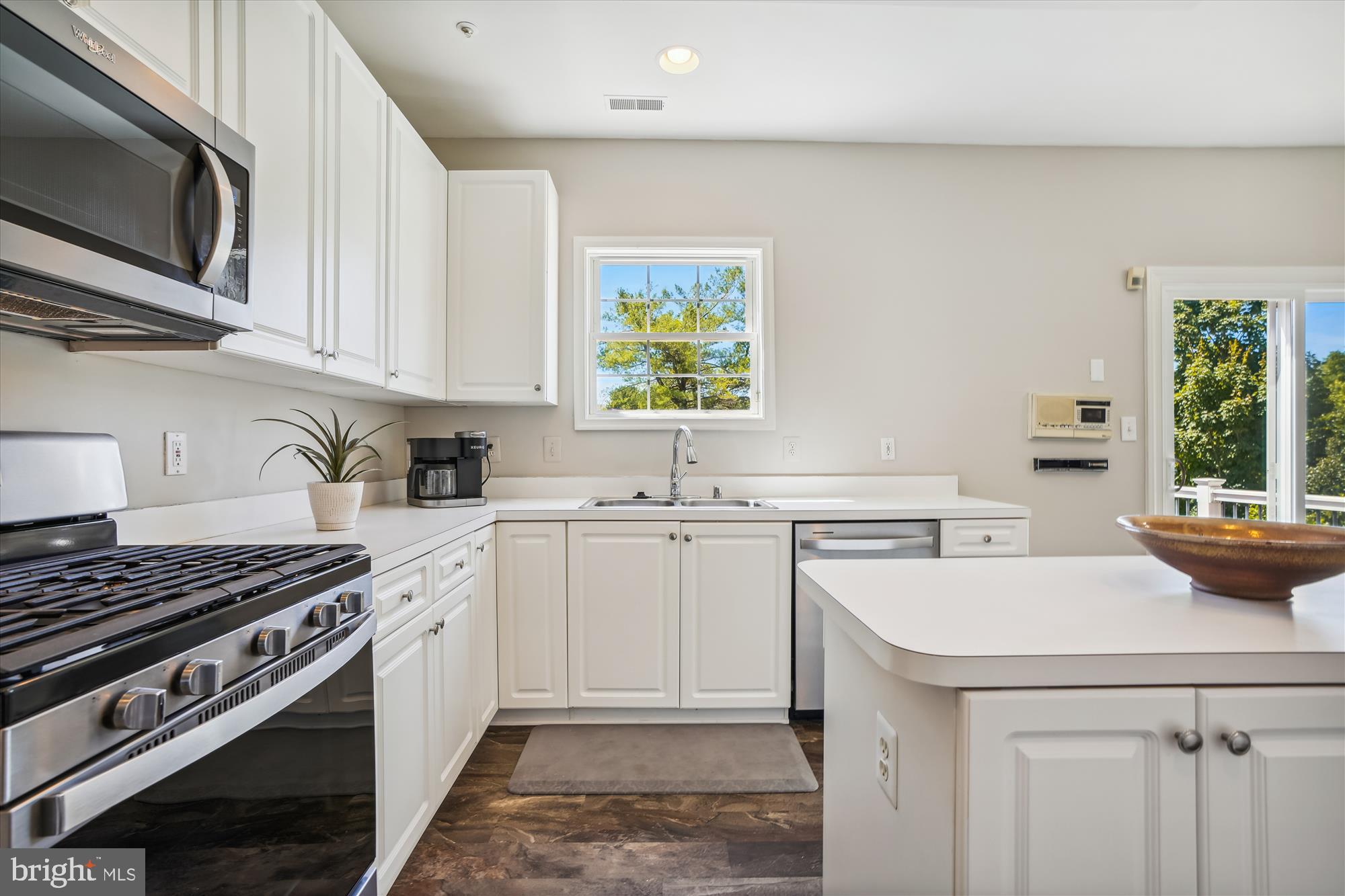 ELLICOTT PARK - Residential