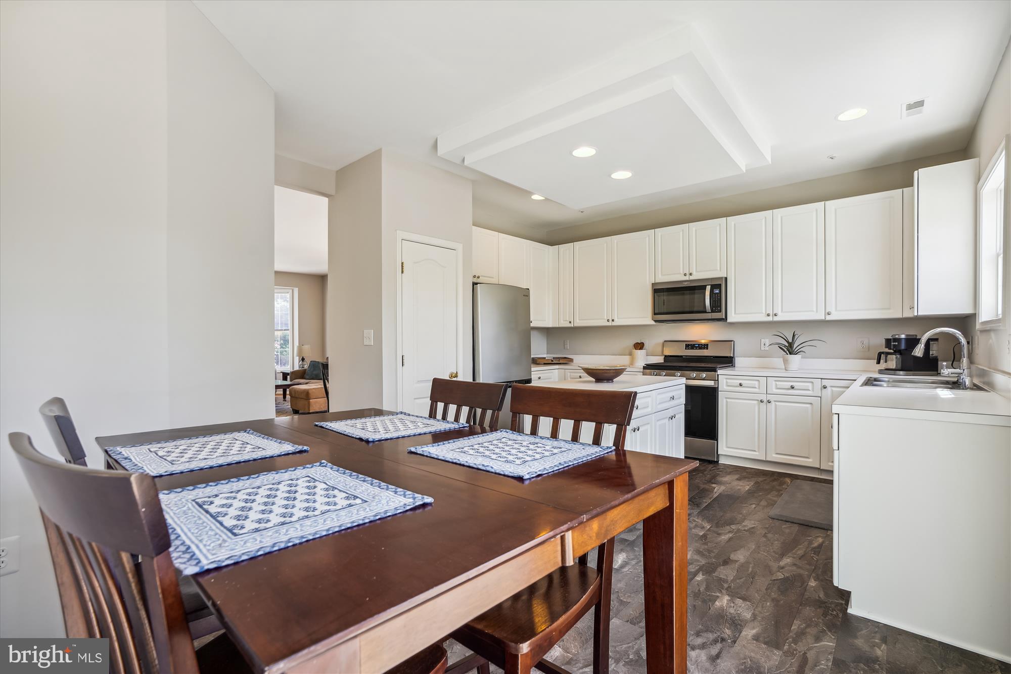 ELLICOTT PARK - Residential