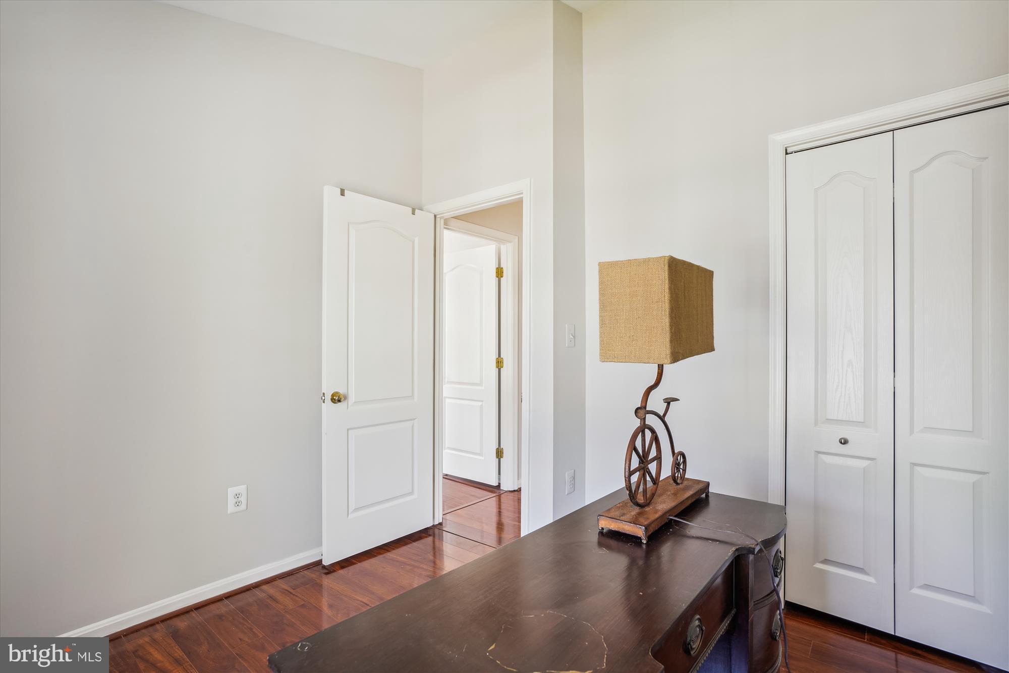 ELLICOTT PARK - Residential