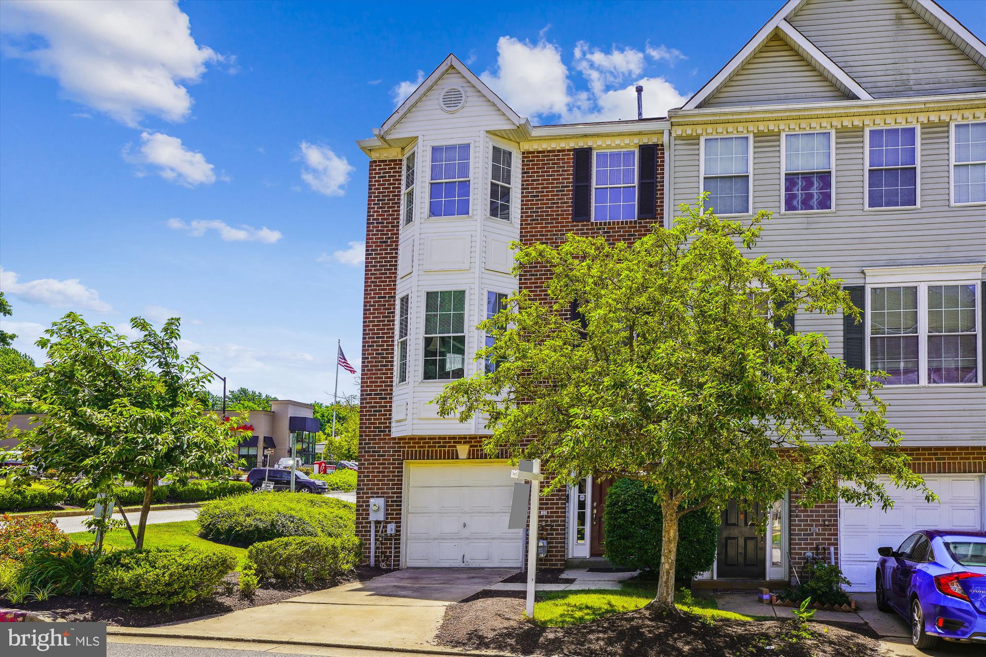 ELLICOTT PARK - Residential