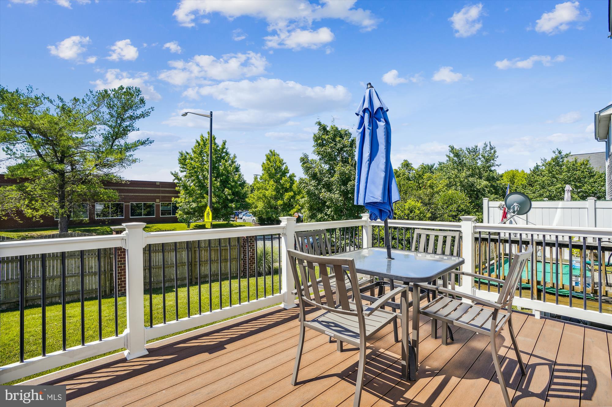 ELLICOTT PARK - Residential