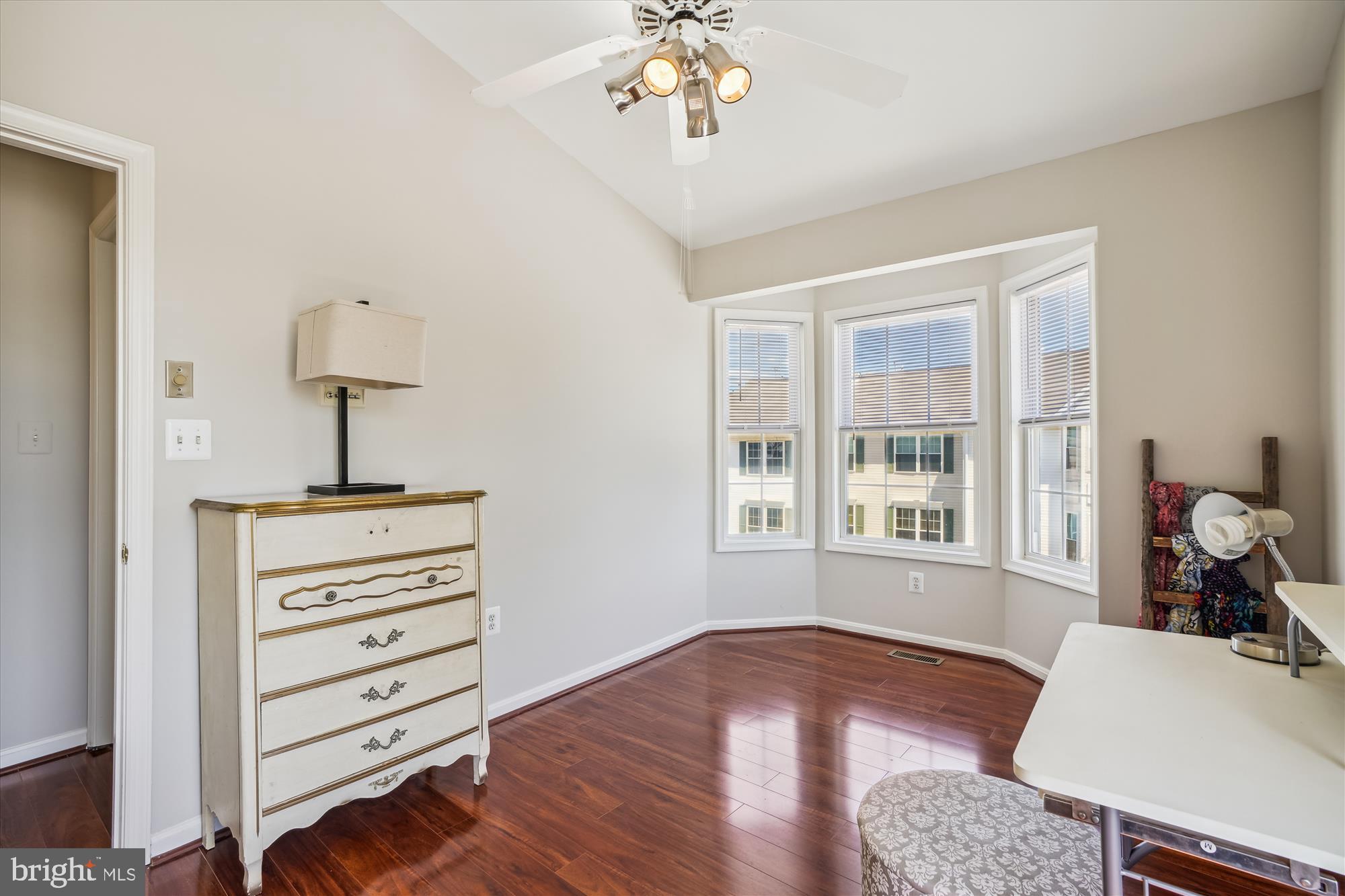 ELLICOTT PARK - Residential