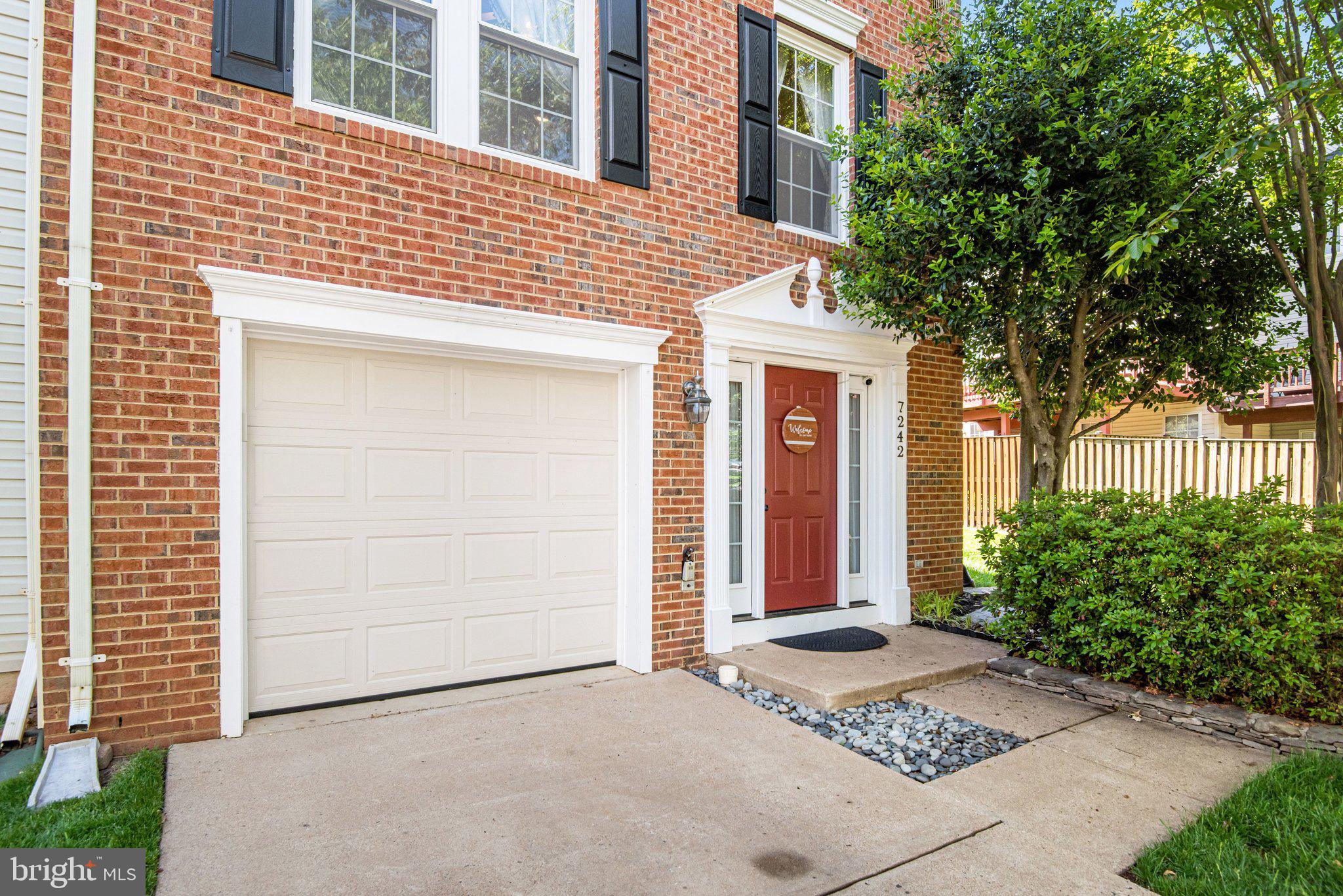 SOMERSET - Residential