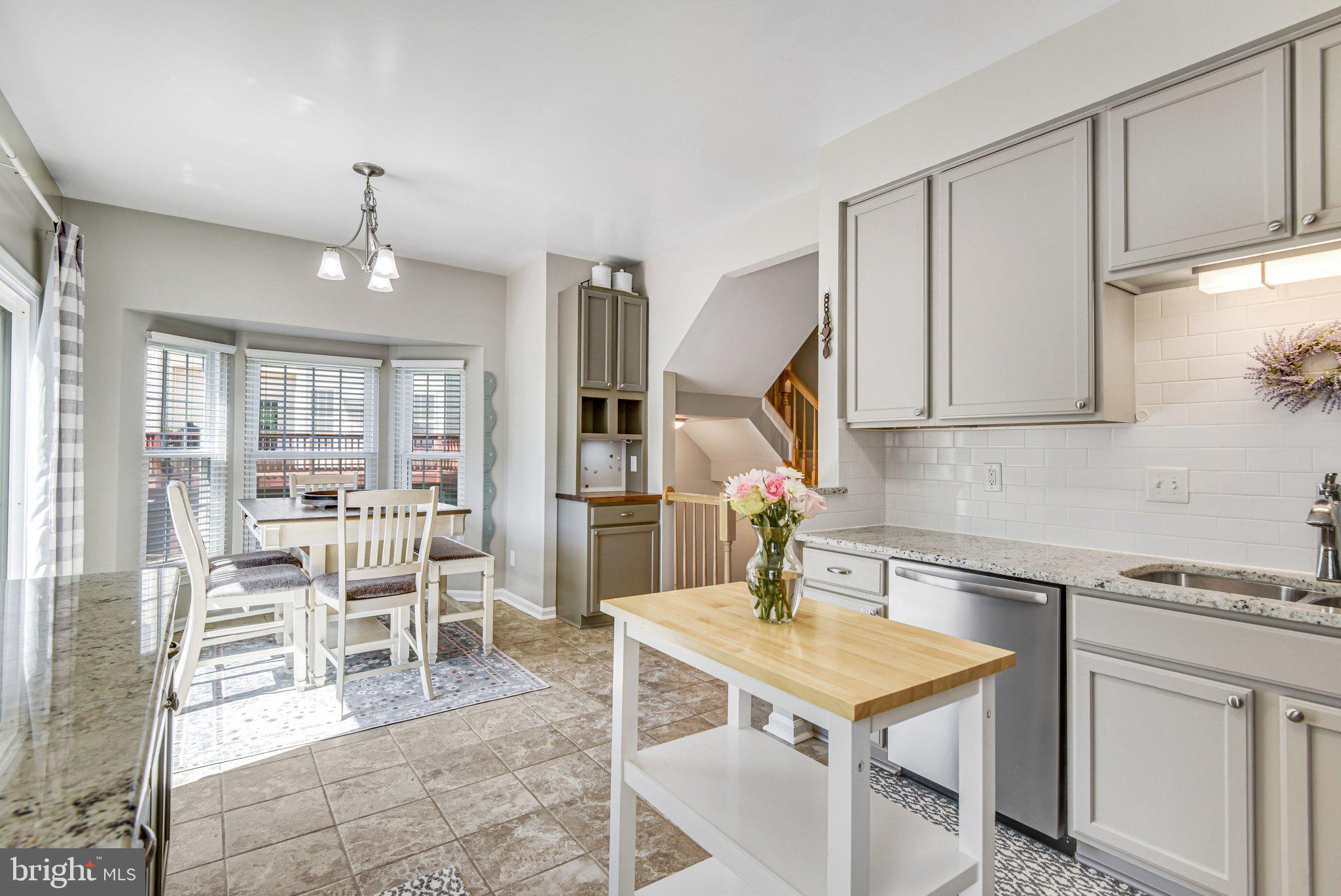 SOMERSET - Residential