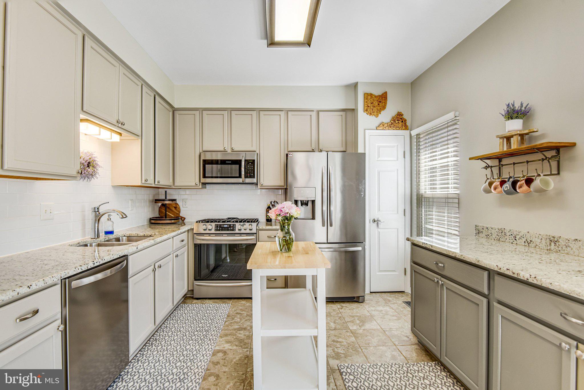SOMERSET - Residential