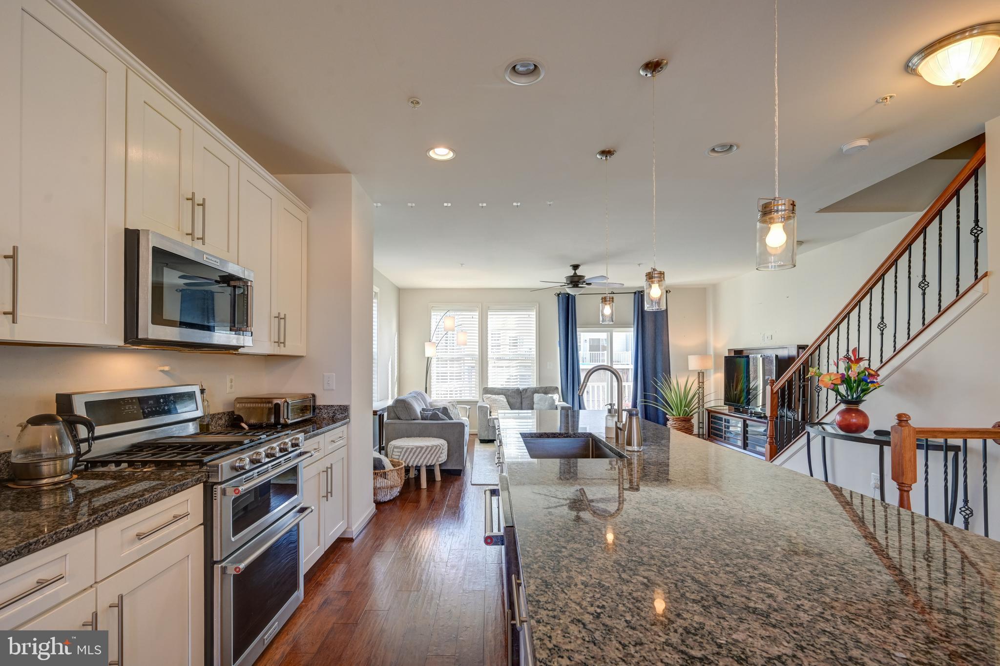 TOWNS AT QUARRY PLACE - Residential Lease