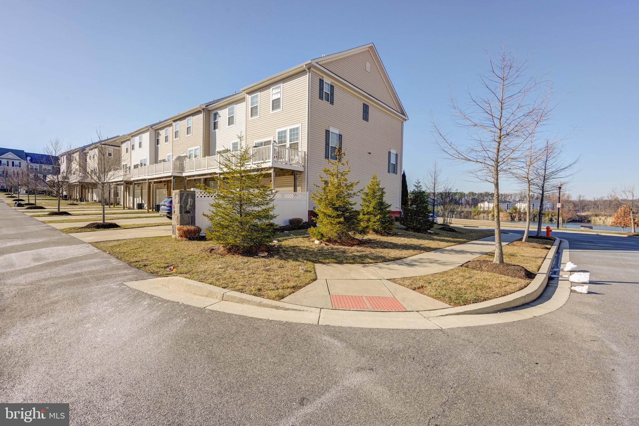 TOWNS AT QUARRY PLACE - Residential Lease