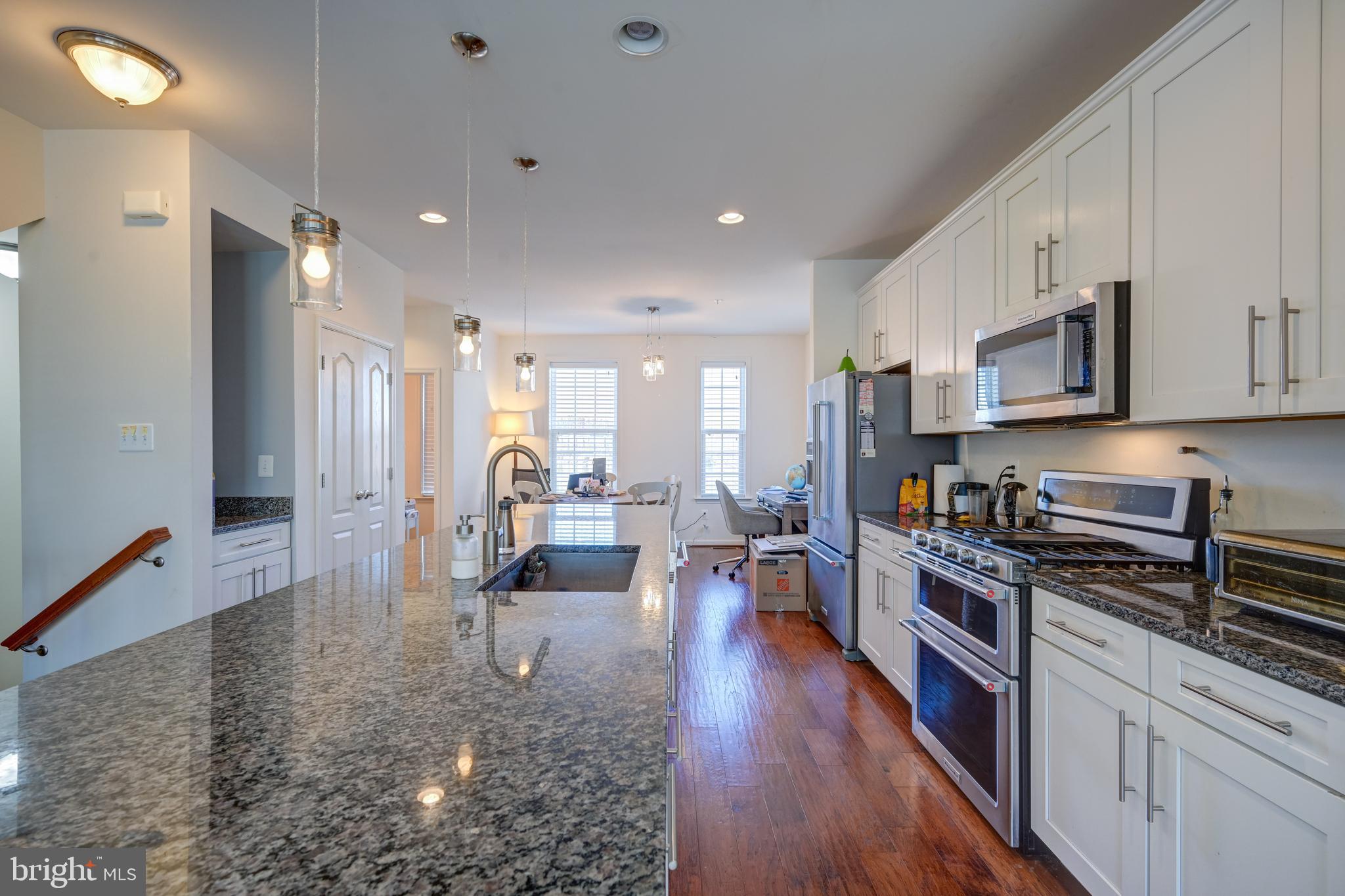 TOWNS AT QUARRY PLACE - Residential Lease