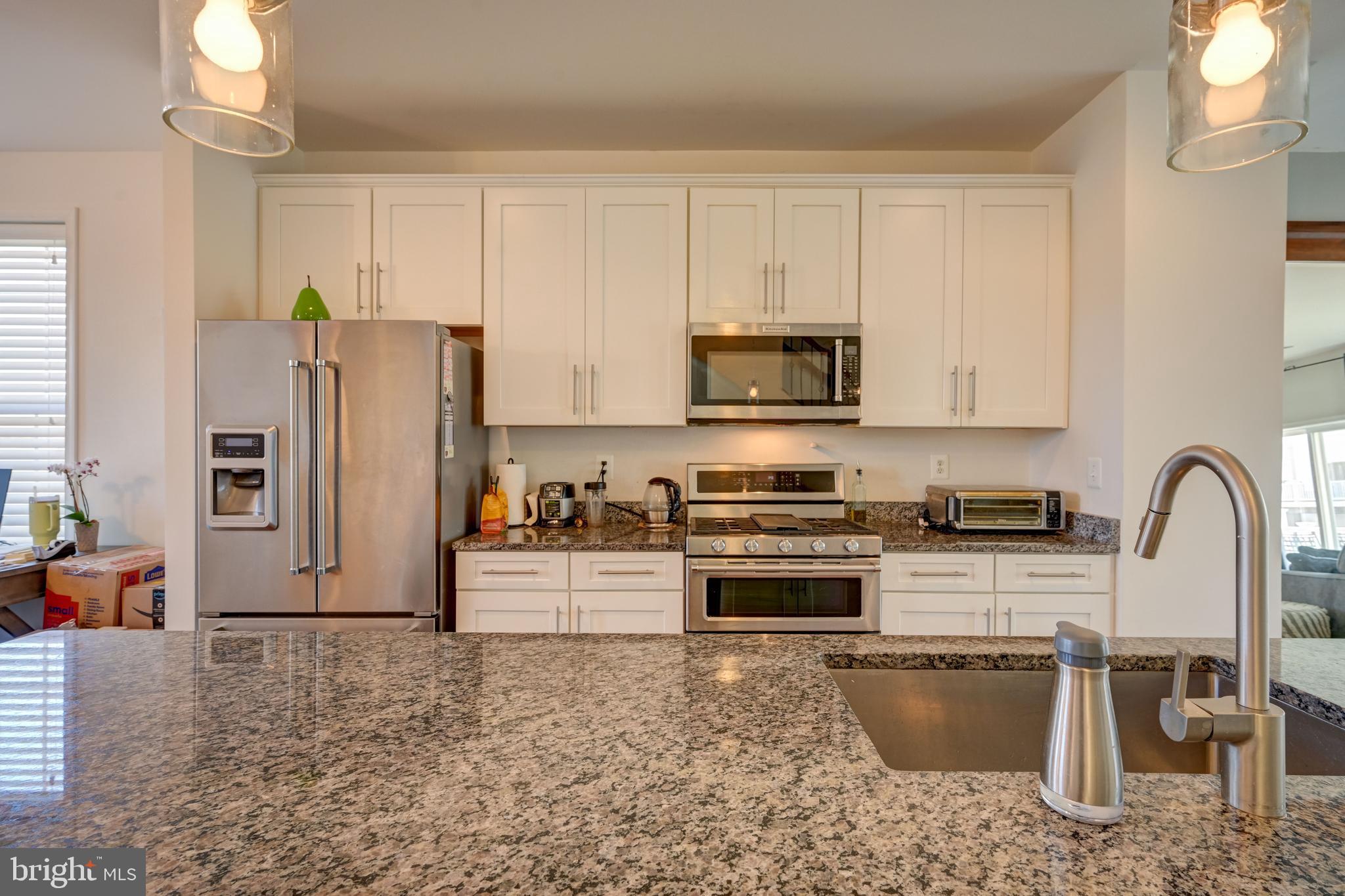 TOWNS AT QUARRY PLACE - Residential Lease